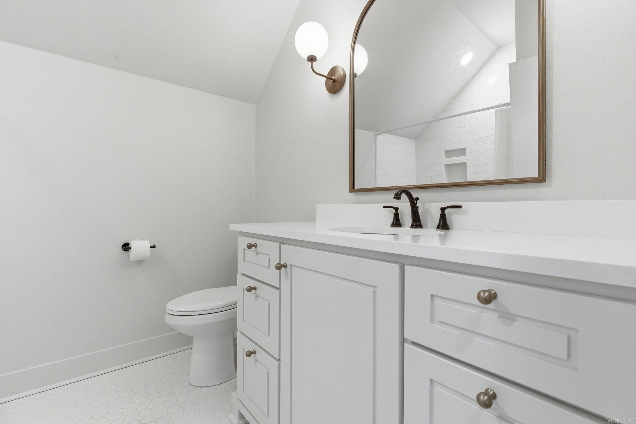 LAKEVIEW WEST - Residential