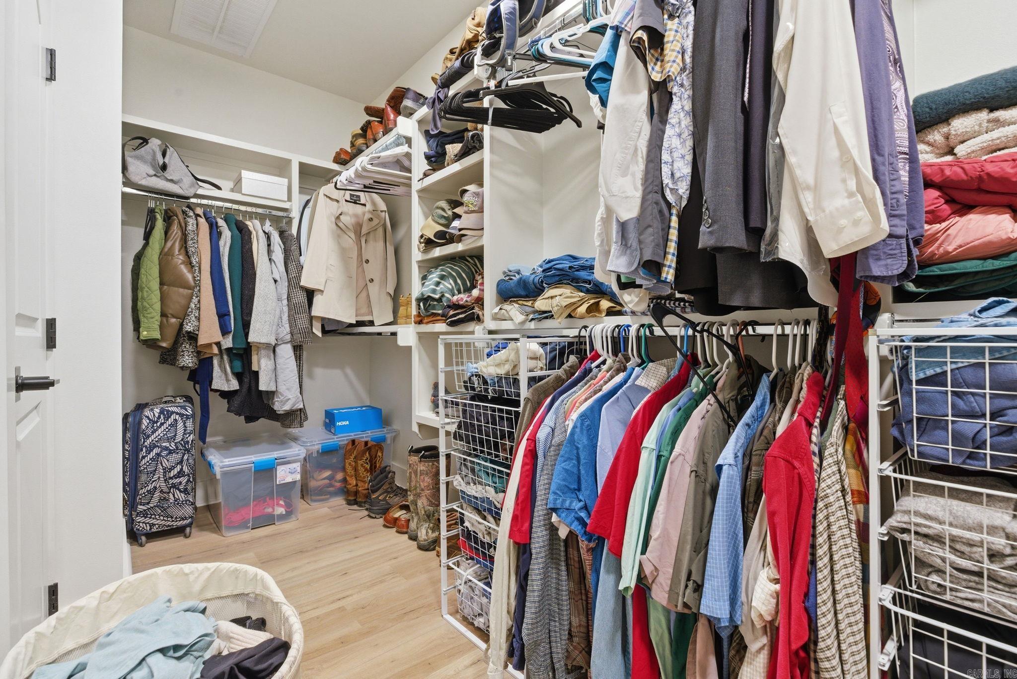 LAKEVIEW WEST - Residential