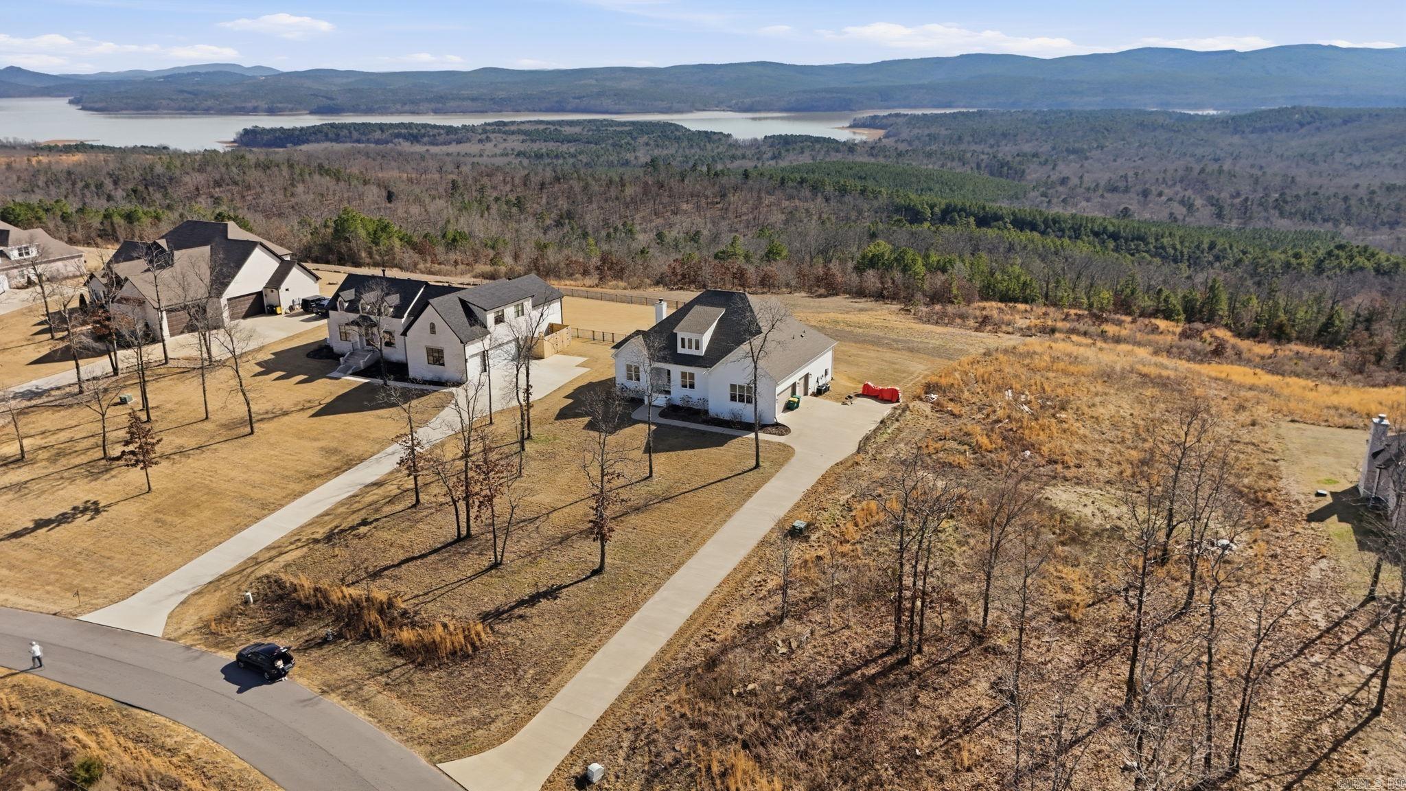 LAKEVIEW WEST - Residential