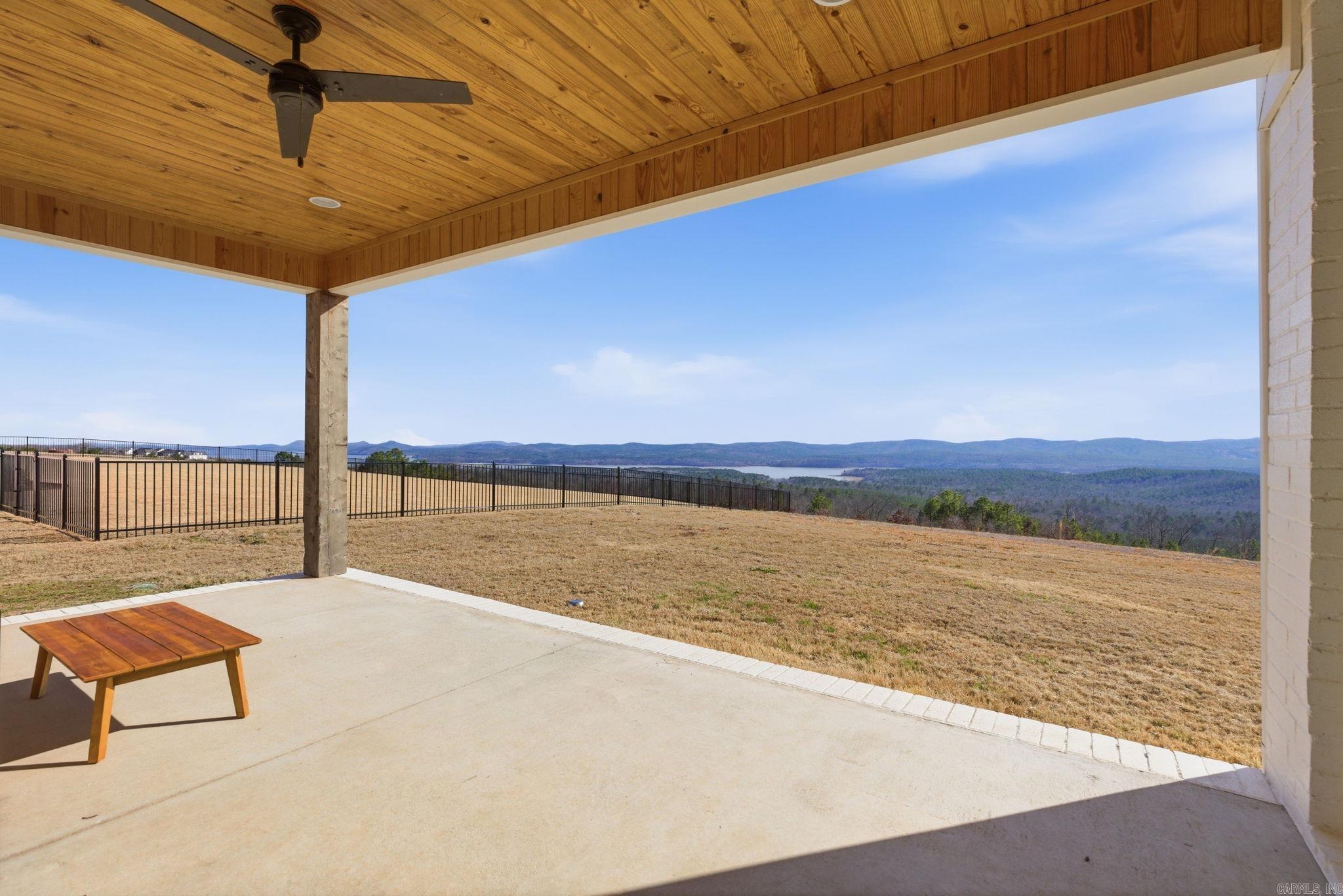 LAKEVIEW WEST - Residential