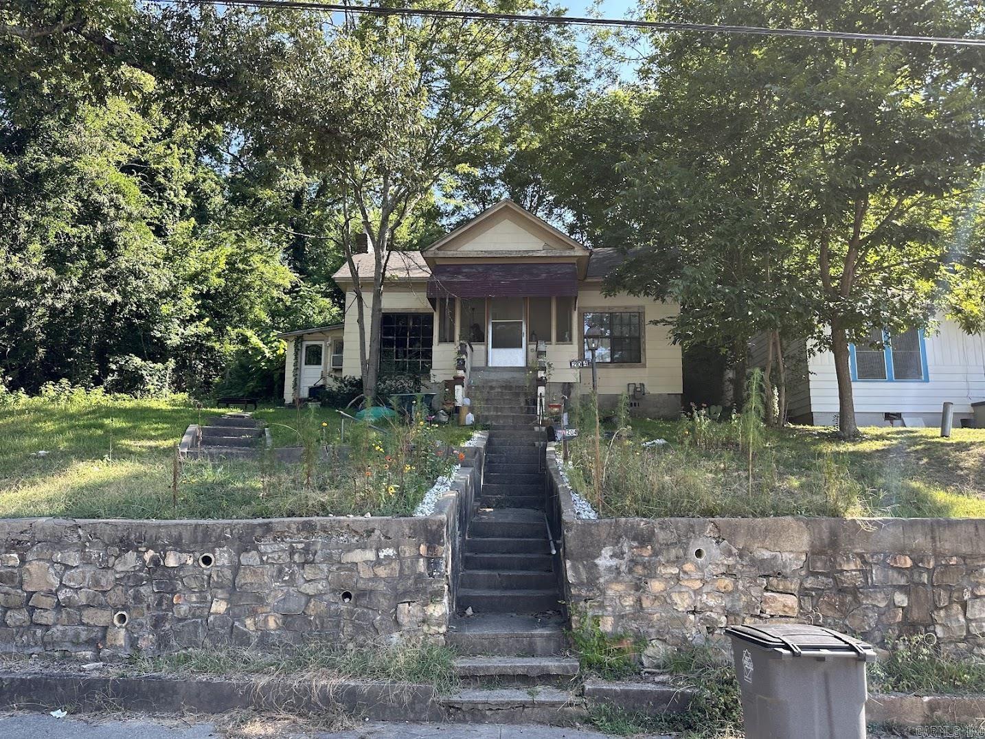 Charming 1930 home in Hot Springs! This 2-bedroom, 1-bath property is full of character and just waiting for some TLC and your personal touch. With its vintage appeal and great potential, it would make a fantastic investment property or project for someone looking to restore and add value. Priced to sell—don’t miss your chance to make this classic home yours! No seller property disclosure.
