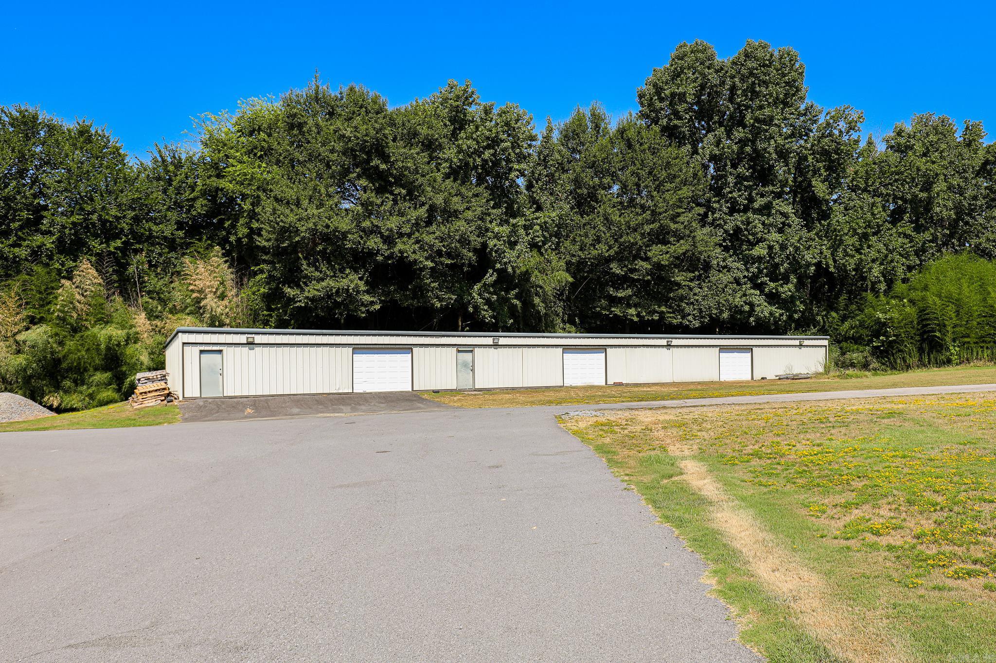 Metes & Bounds - Commercial Sale