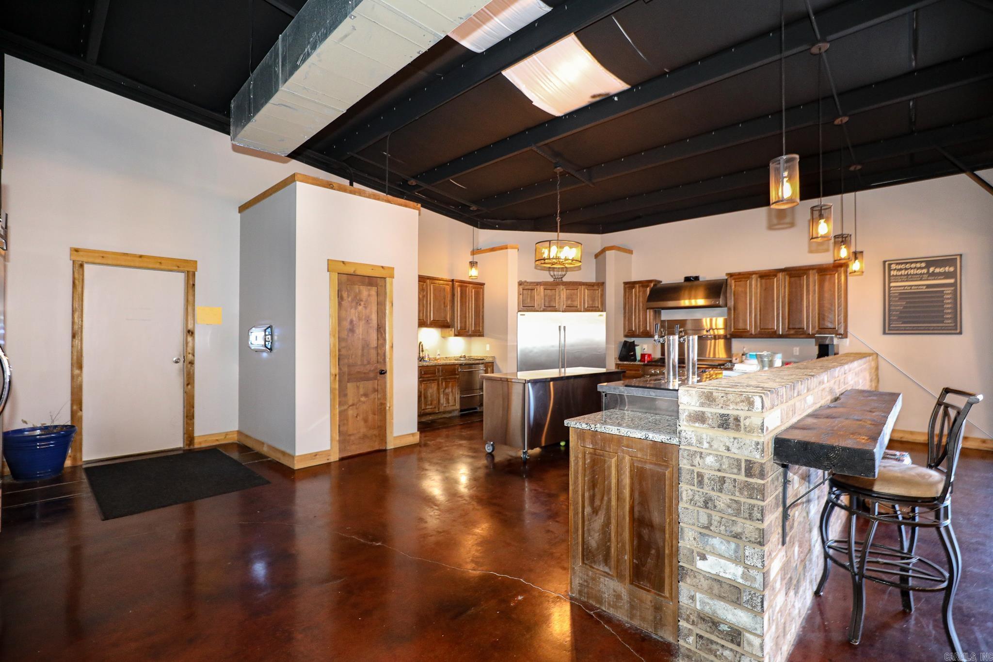 Metes & Bounds - Commercial Sale