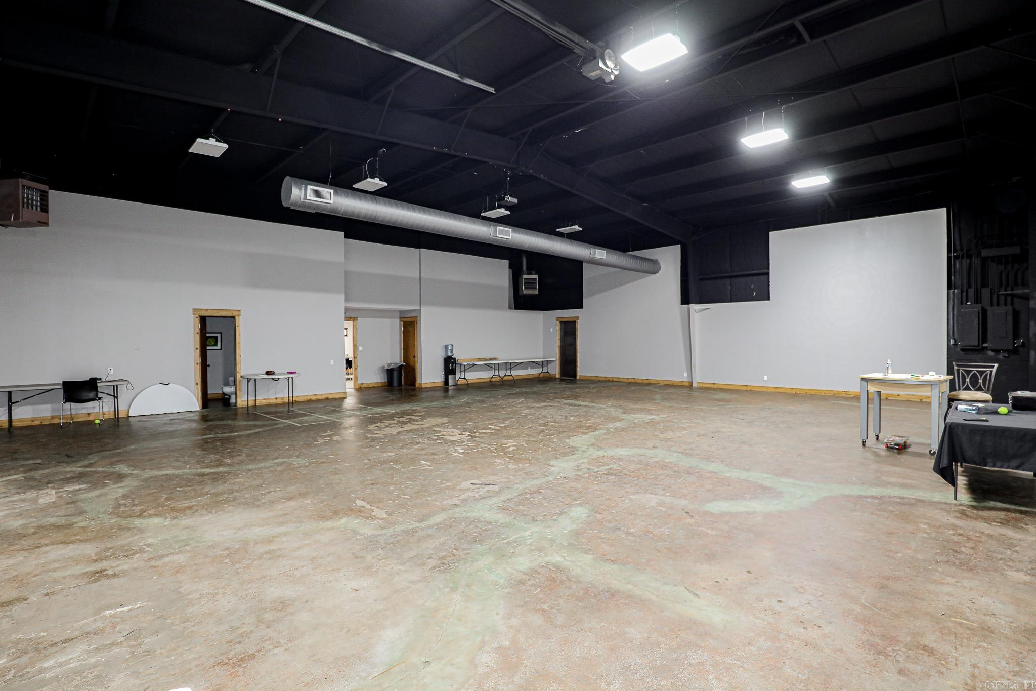 Metes & Bounds - Commercial Sale
