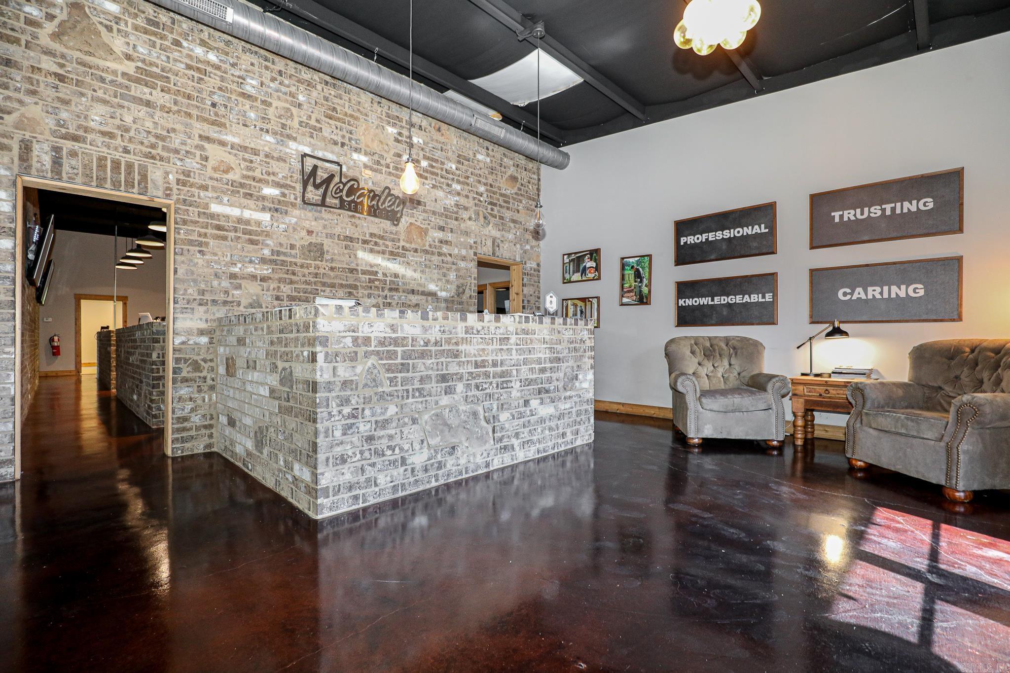 Metes & Bounds - Commercial Sale