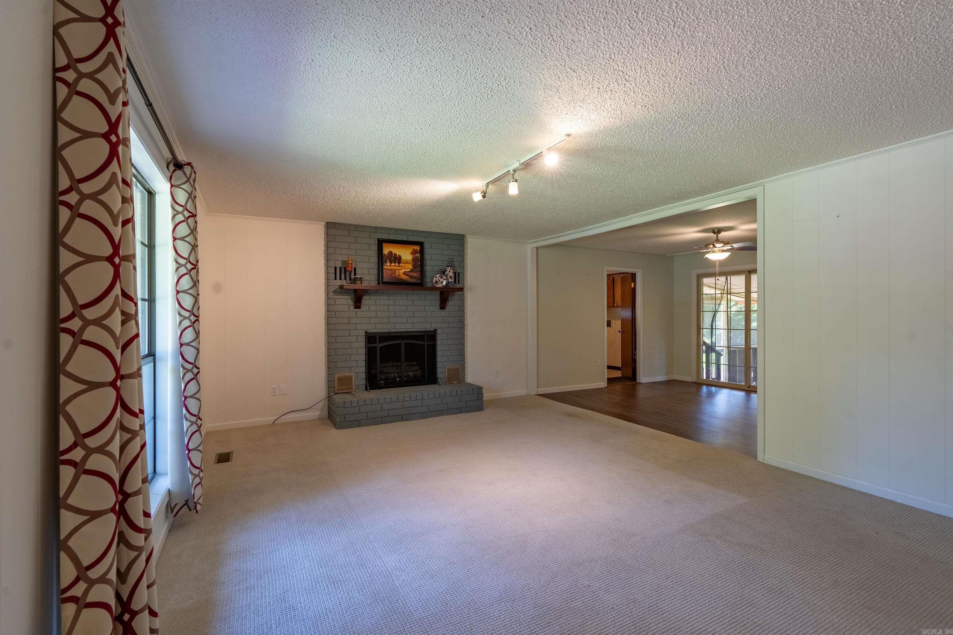 Lakeshore Heights - Residential