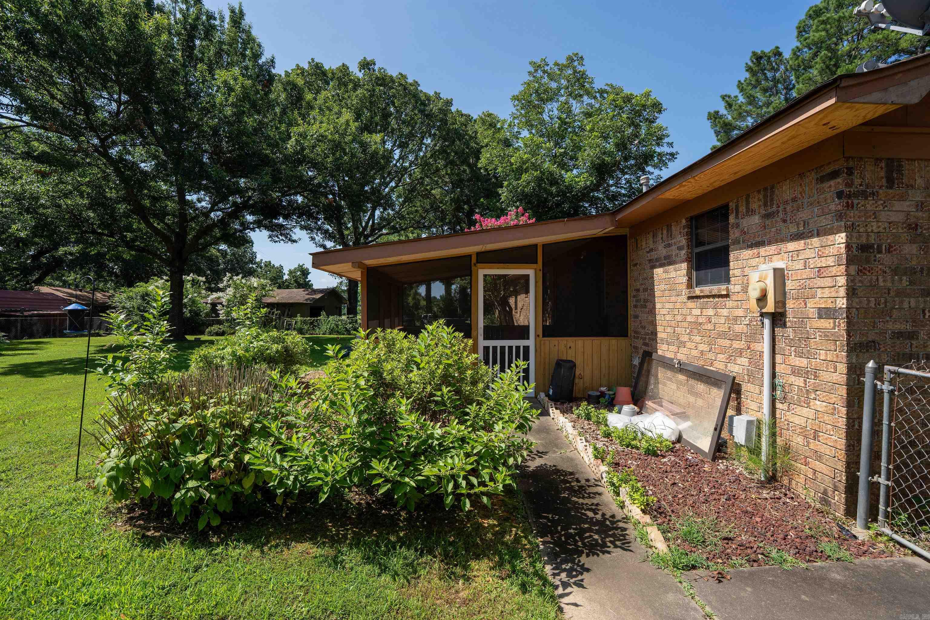 Lakeshore Heights - Residential