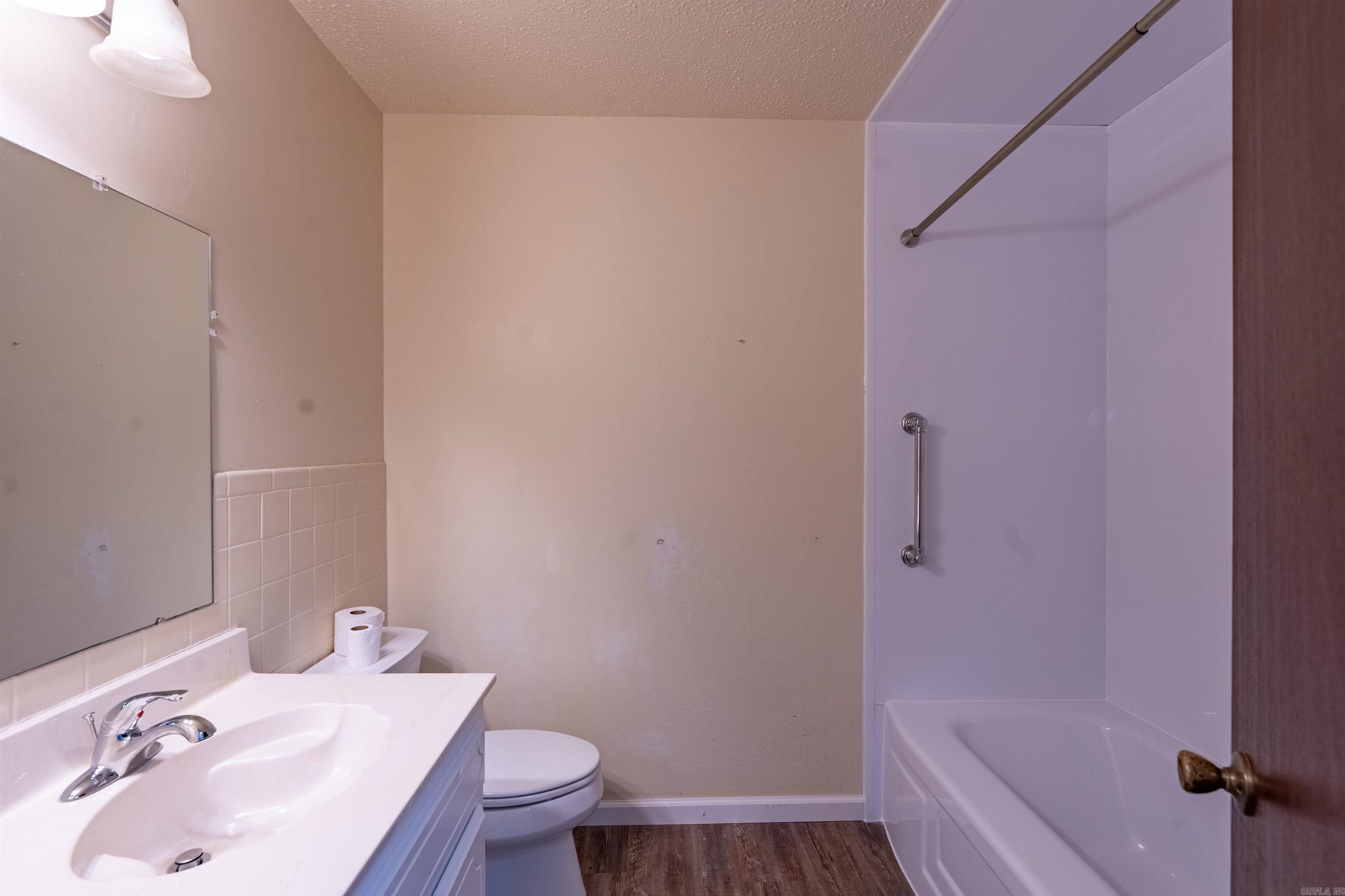 Lakeshore Heights - Residential