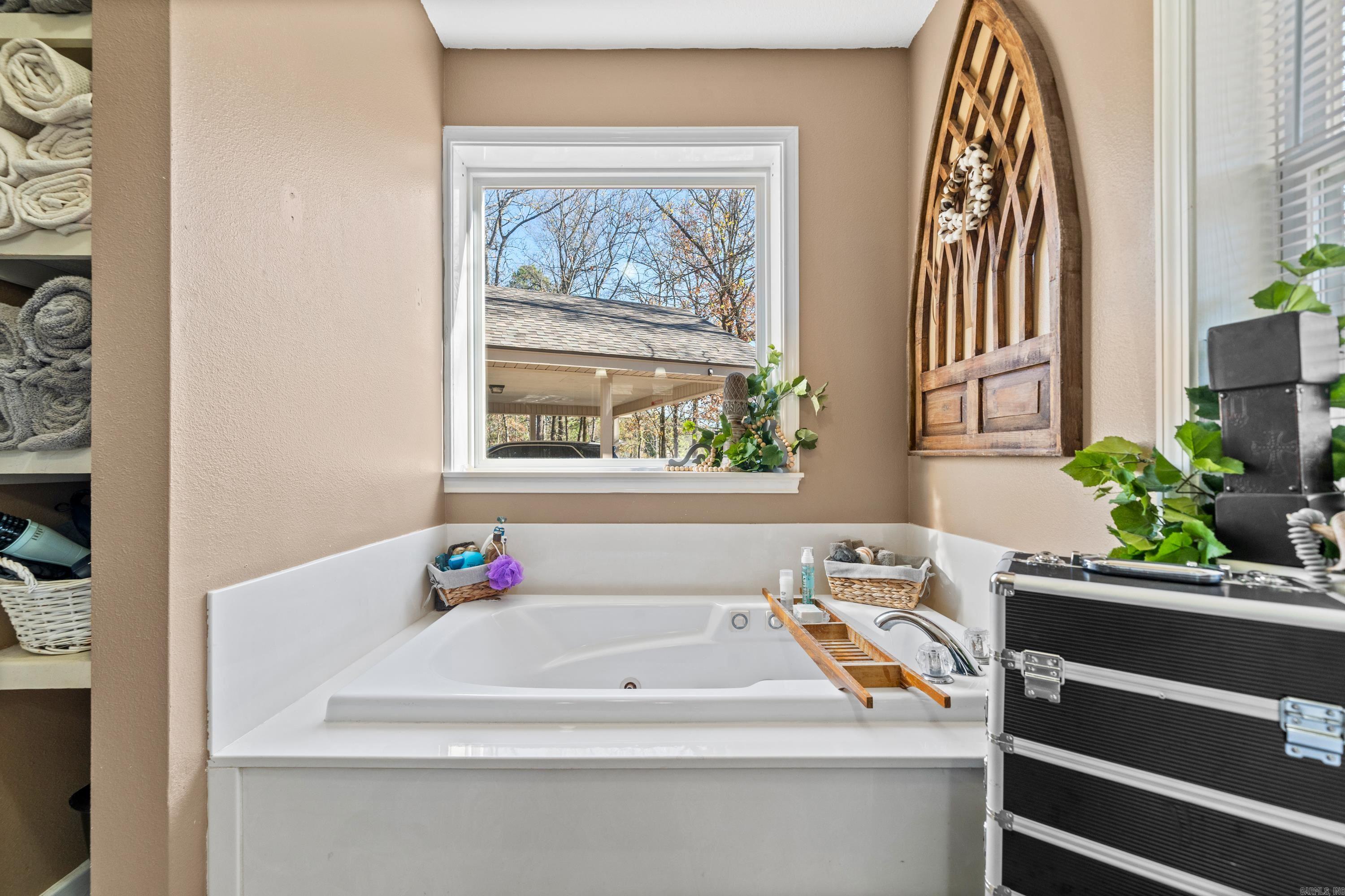 DIAMONDHEAD - Residential