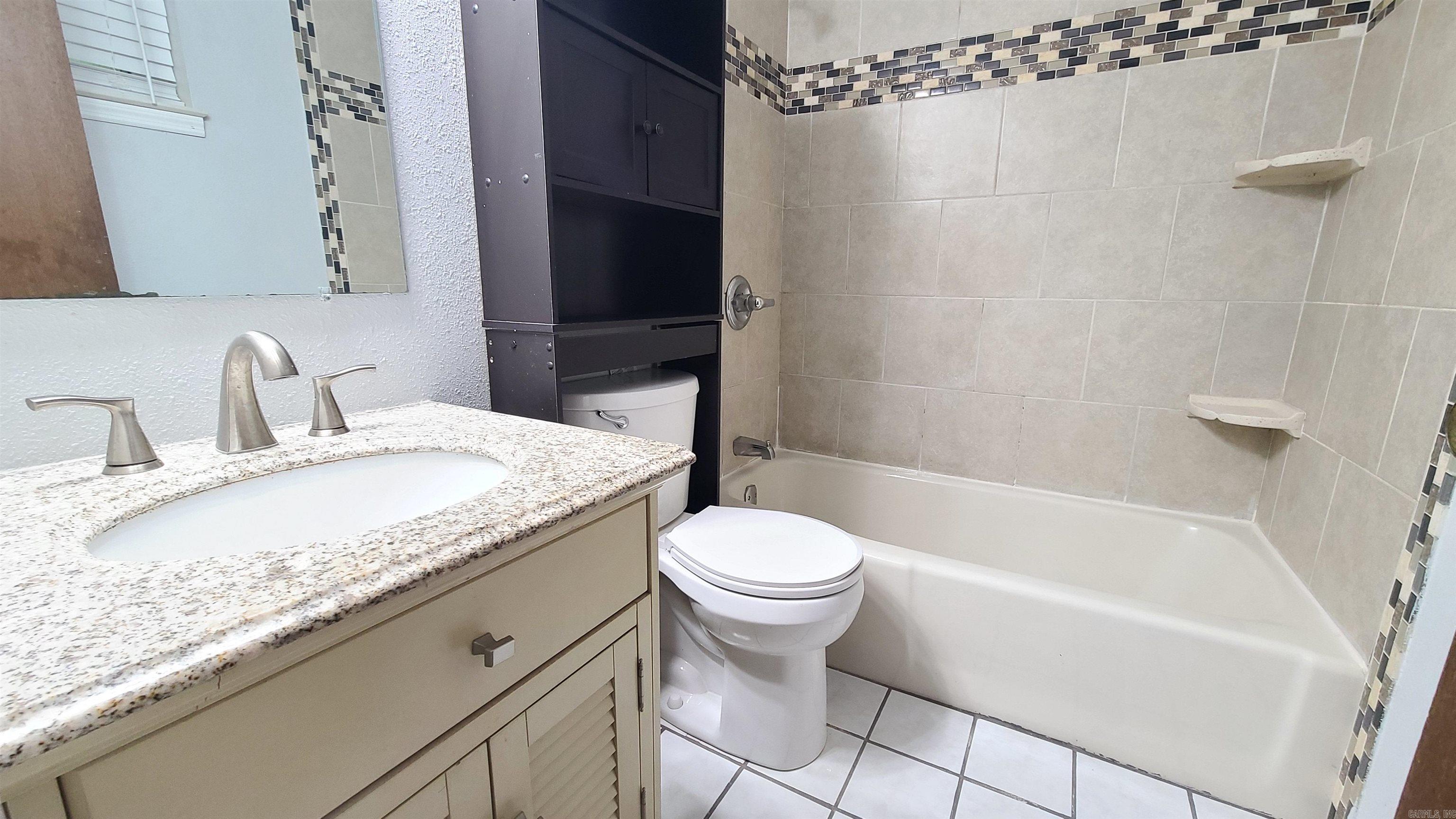 Stonewall - Residential Lease