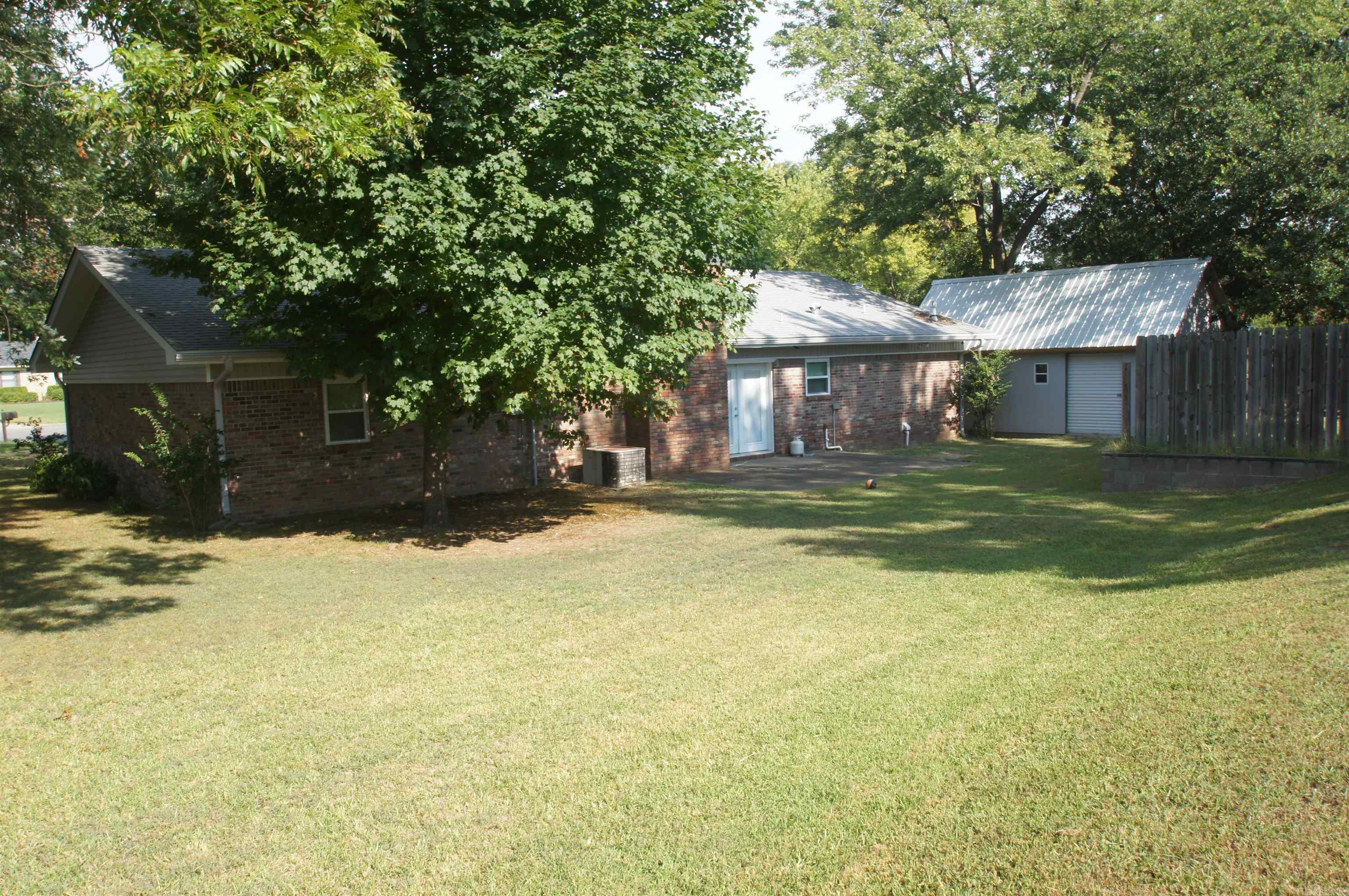 Stonewall - Residential Lease