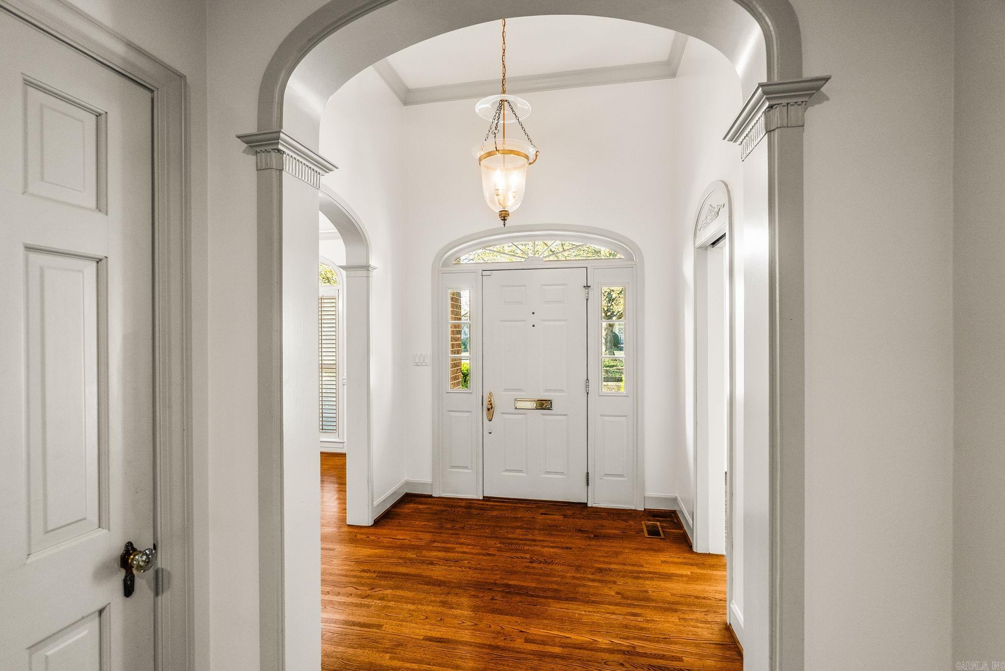 NEWTONS - Residential