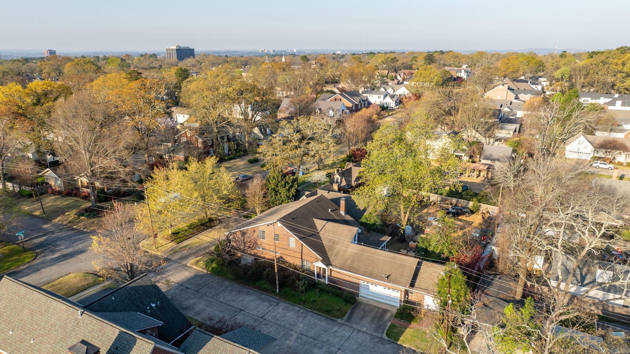 NEWTONS - Residential