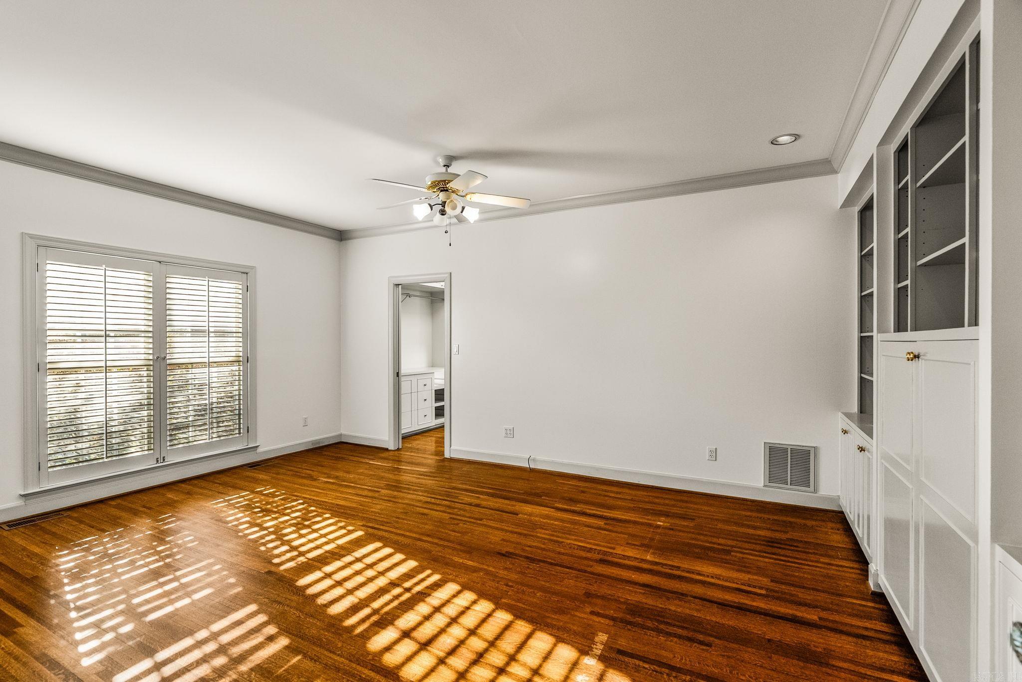 NEWTONS - Residential