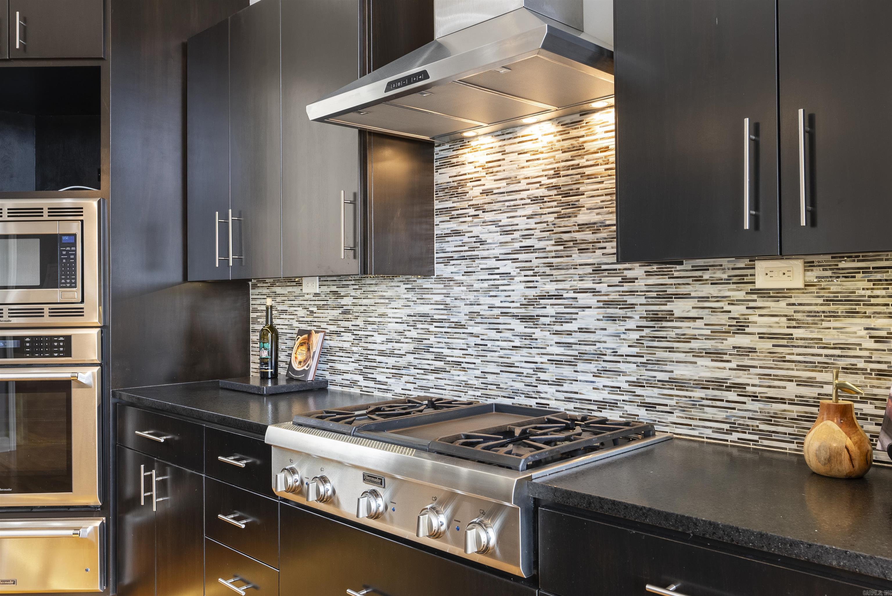 RIVER RIDGE POINTE - Residential