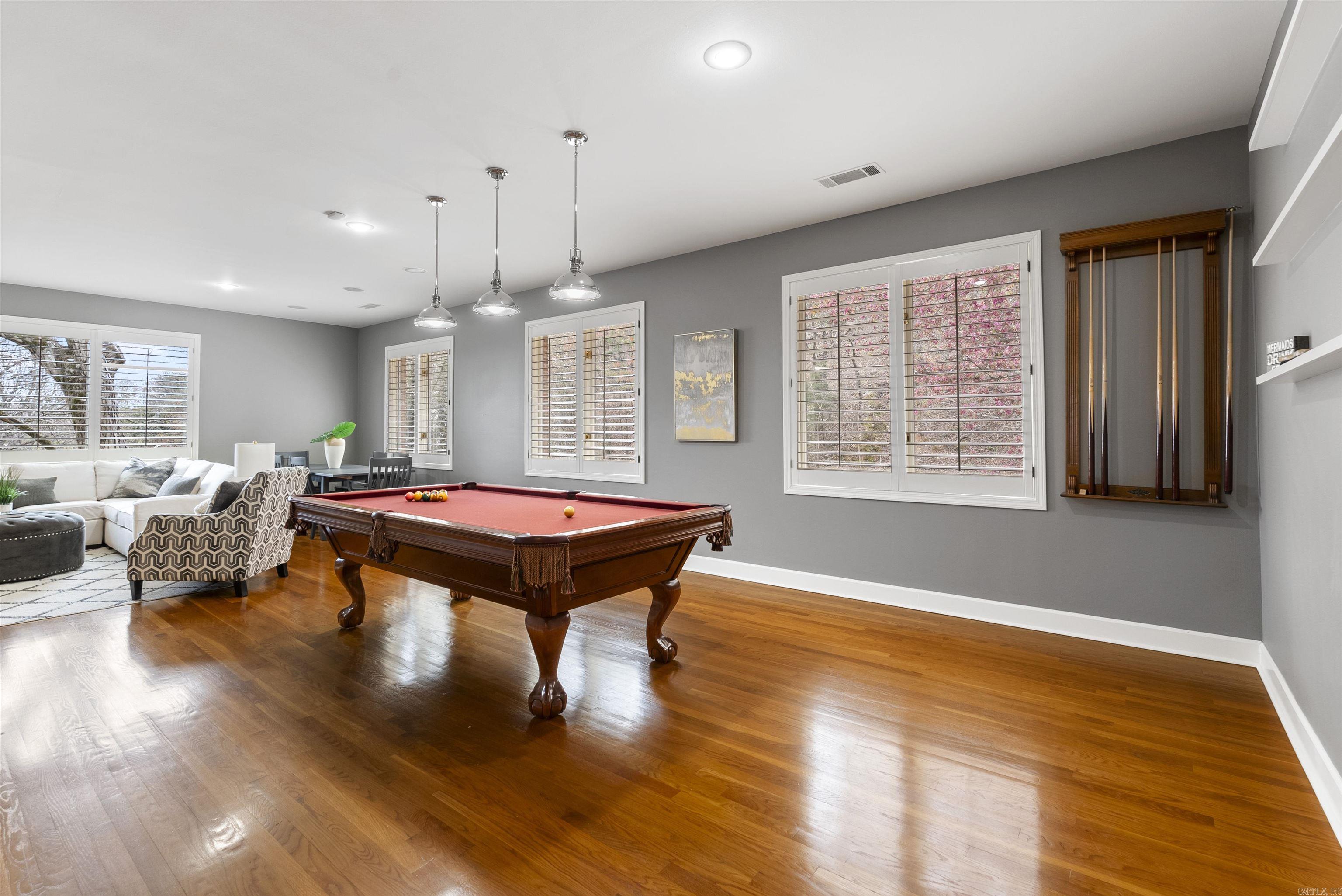 RIVER RIDGE POINTE - Residential