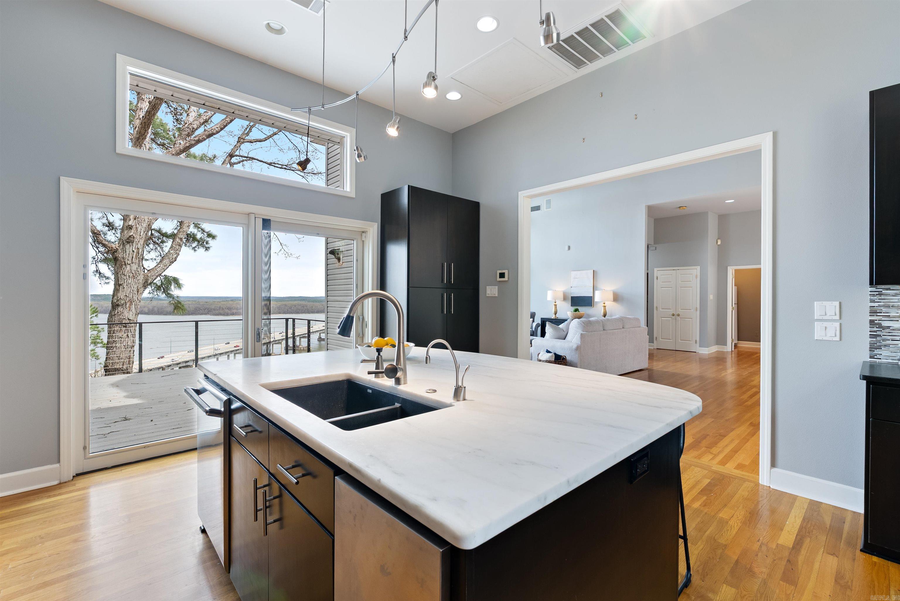 RIVER RIDGE POINTE - Residential