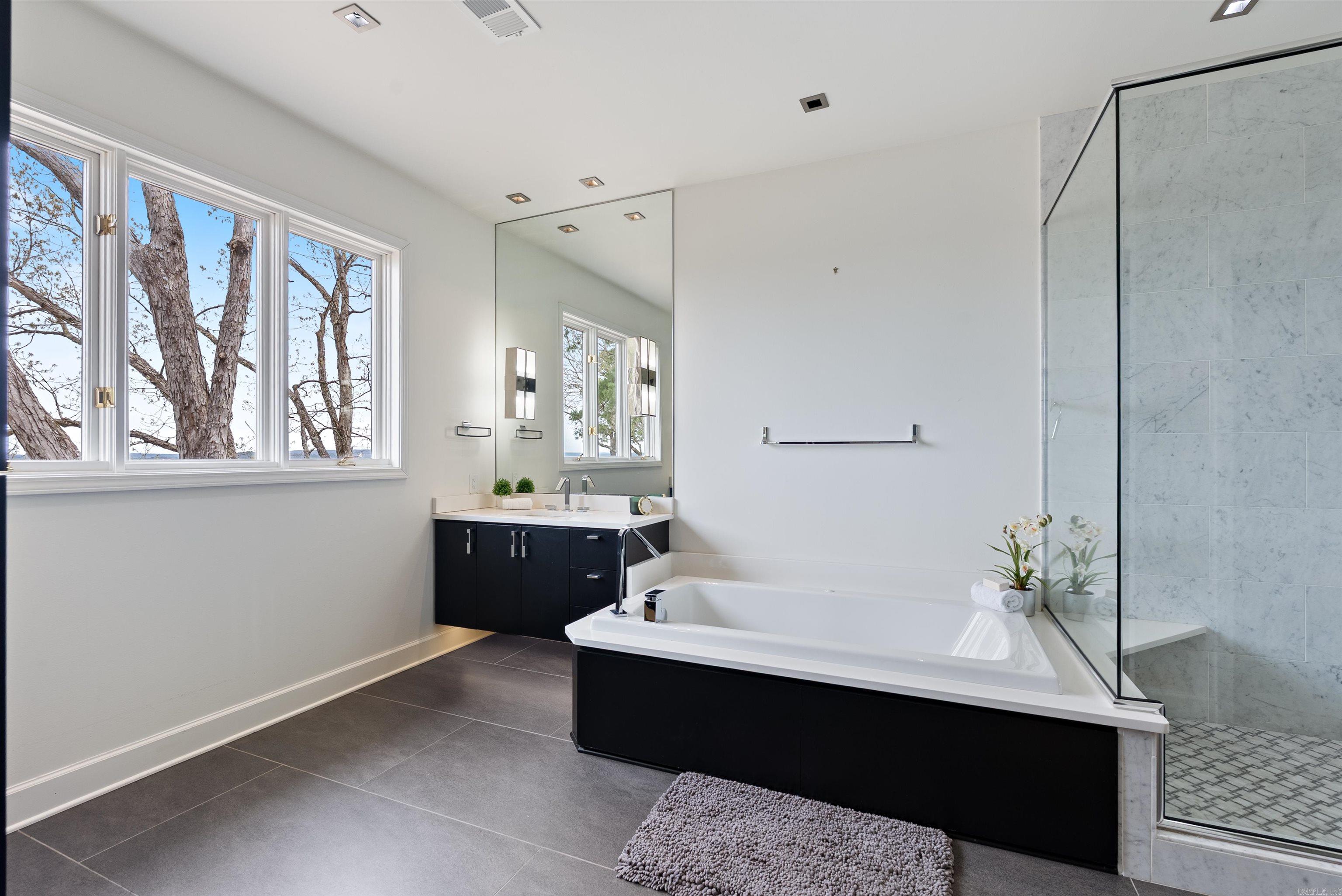 RIVER RIDGE POINTE - Residential