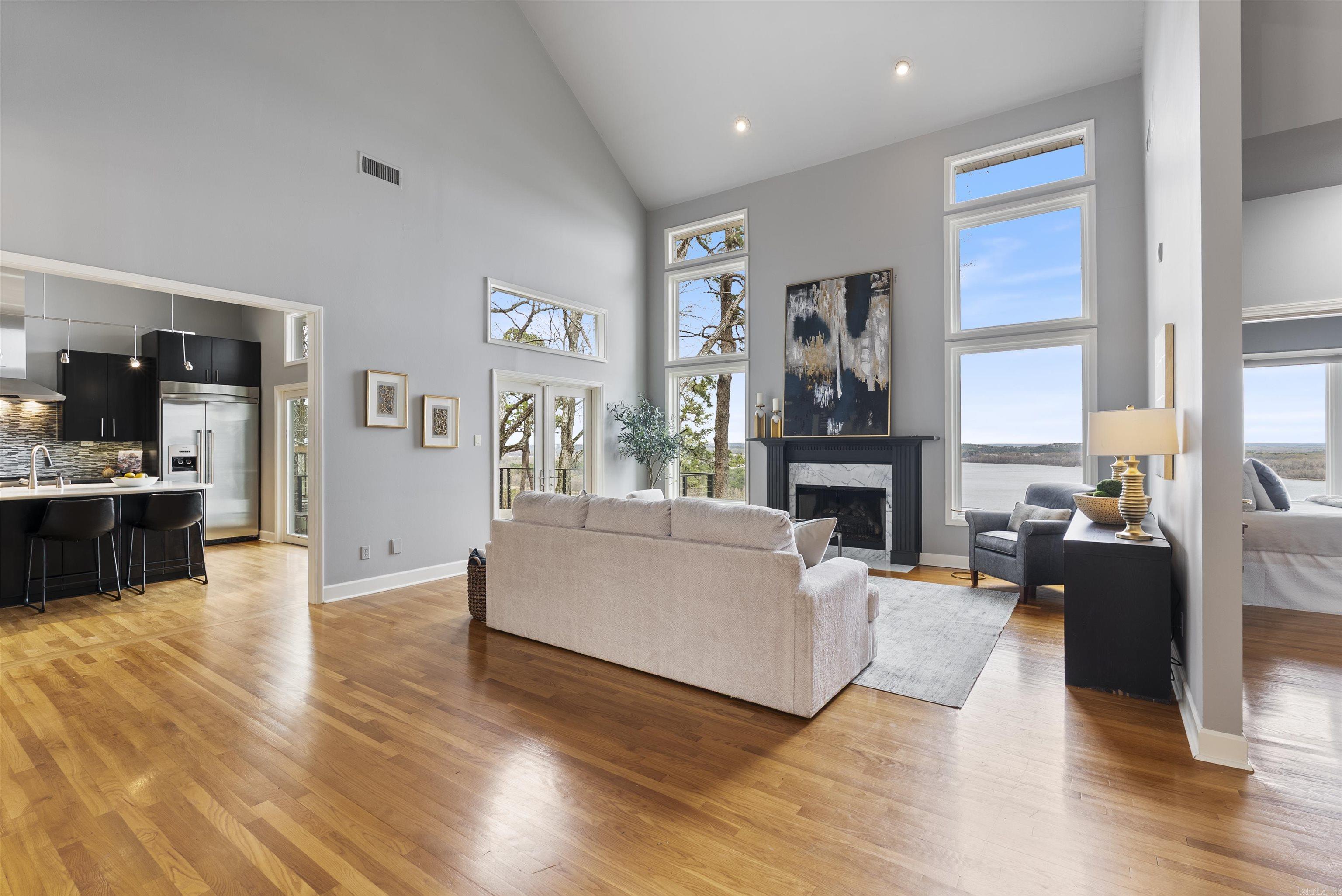 RIVER RIDGE POINTE - Residential