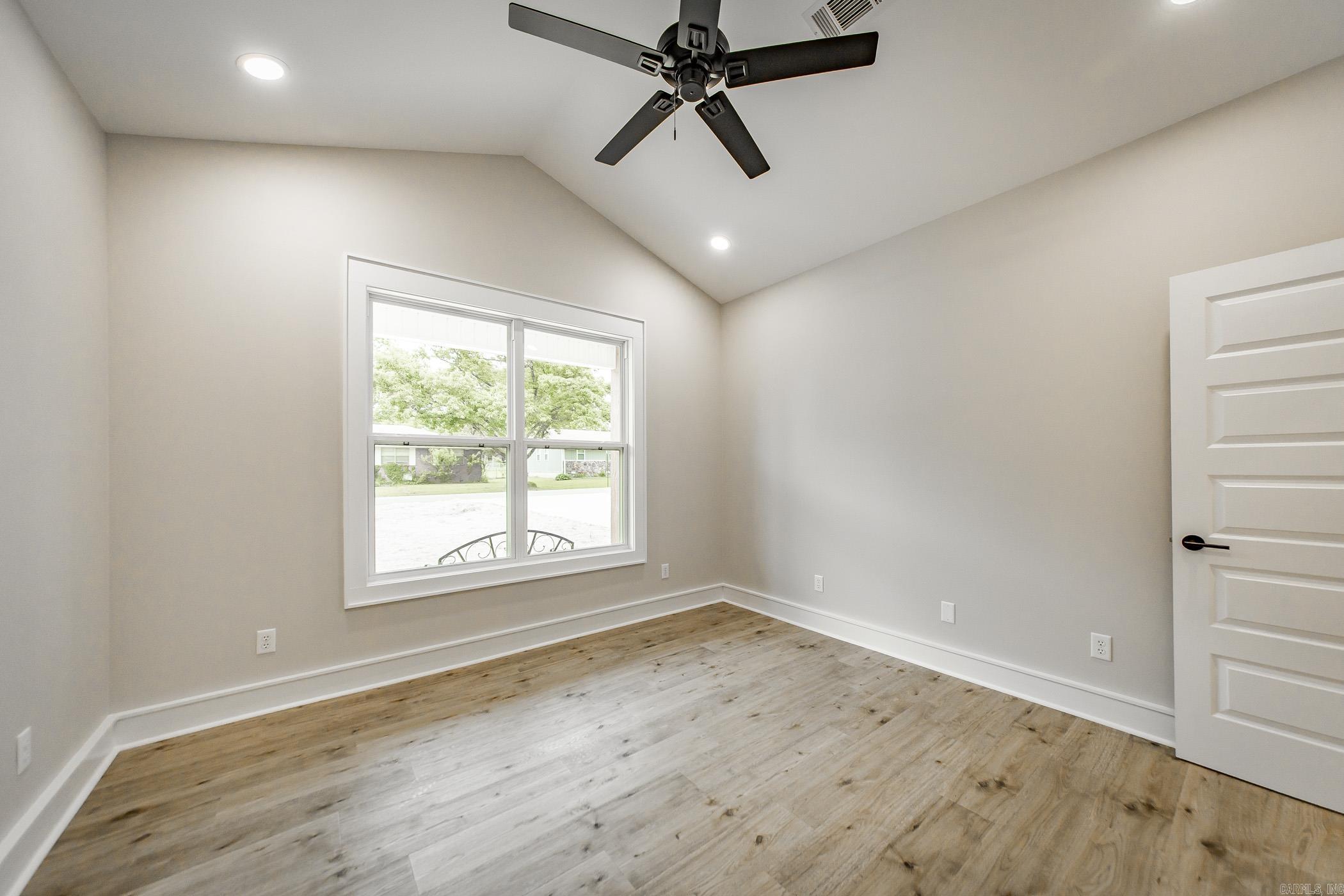 FOUST - Residential
