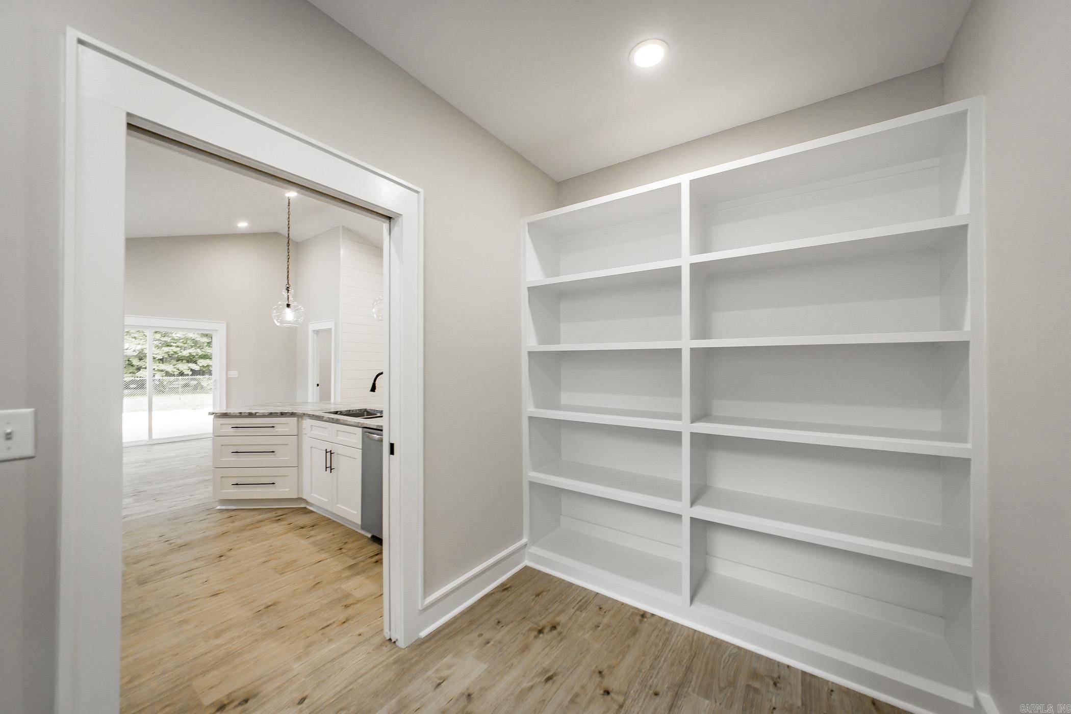 FOUST - Residential