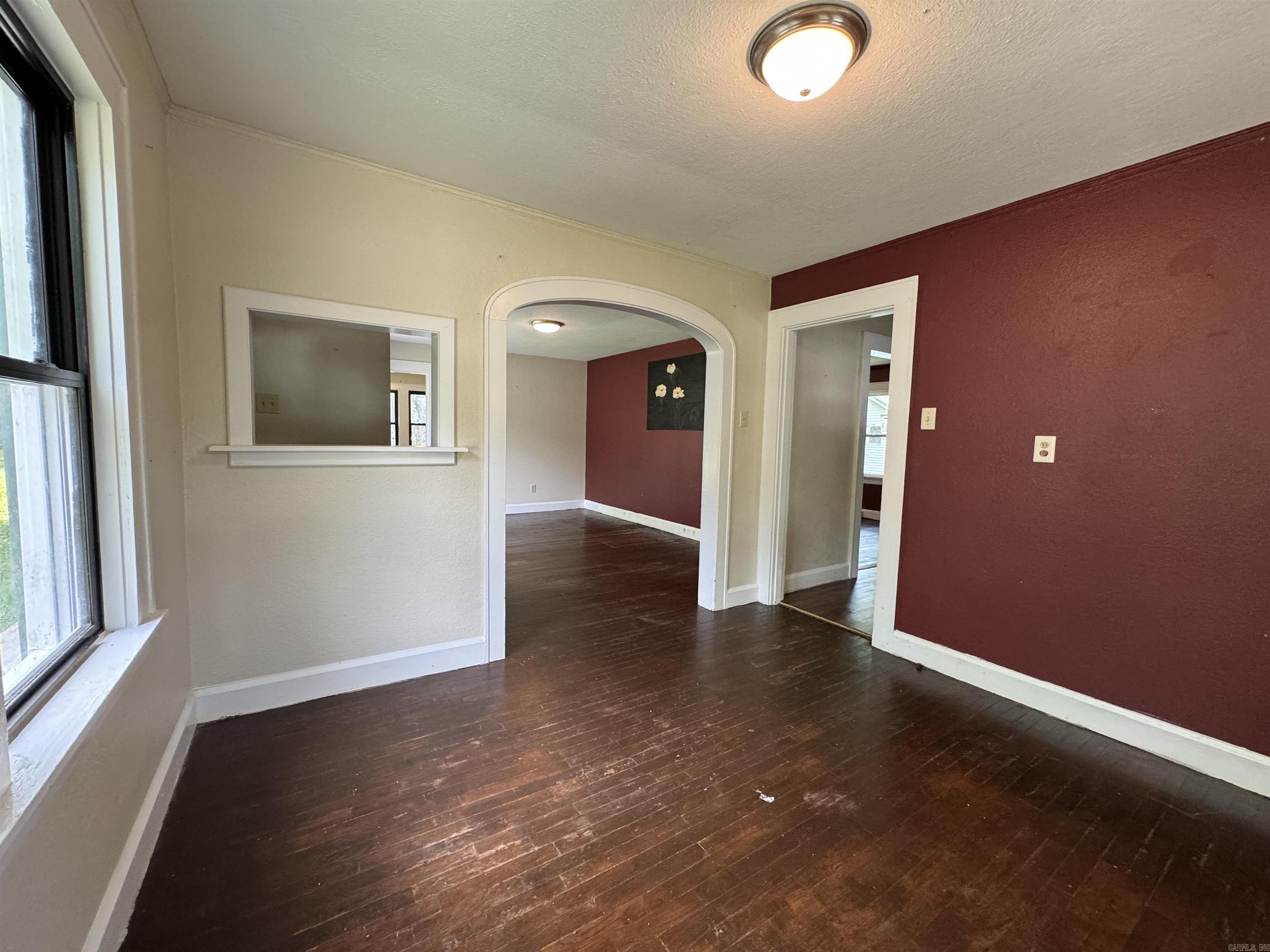 8-3S-19W Unplatted Hot S - Residential Income