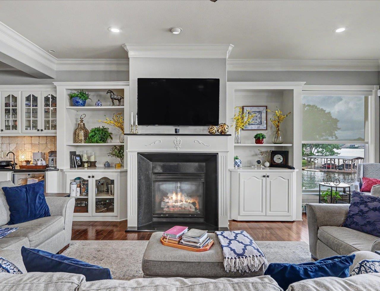 Paradise Lake Village Townhomes - Residential