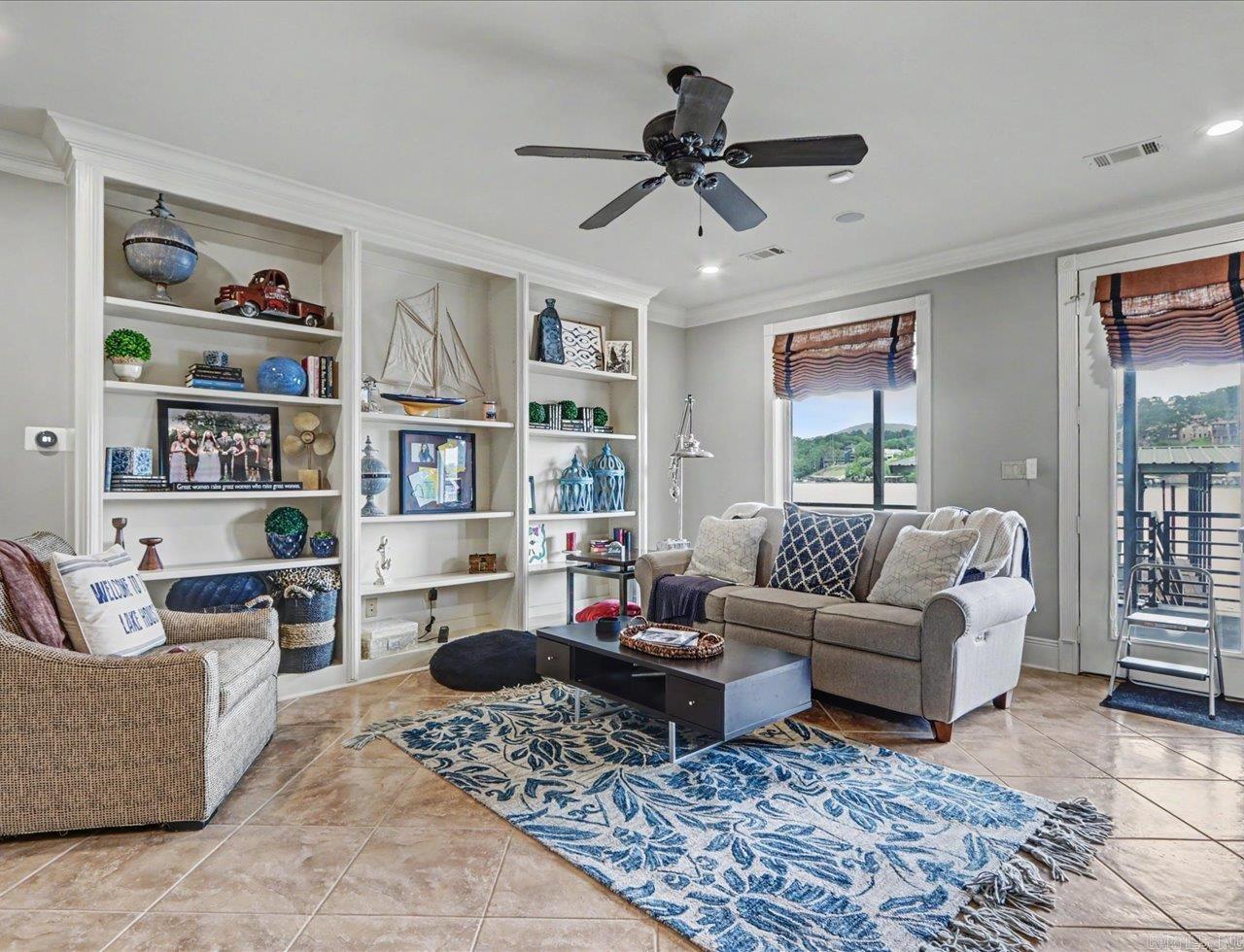 Paradise Lake Village Townhomes - Residential