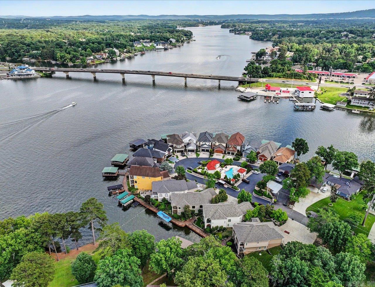 Paradise Lake Village Townhomes - Residential