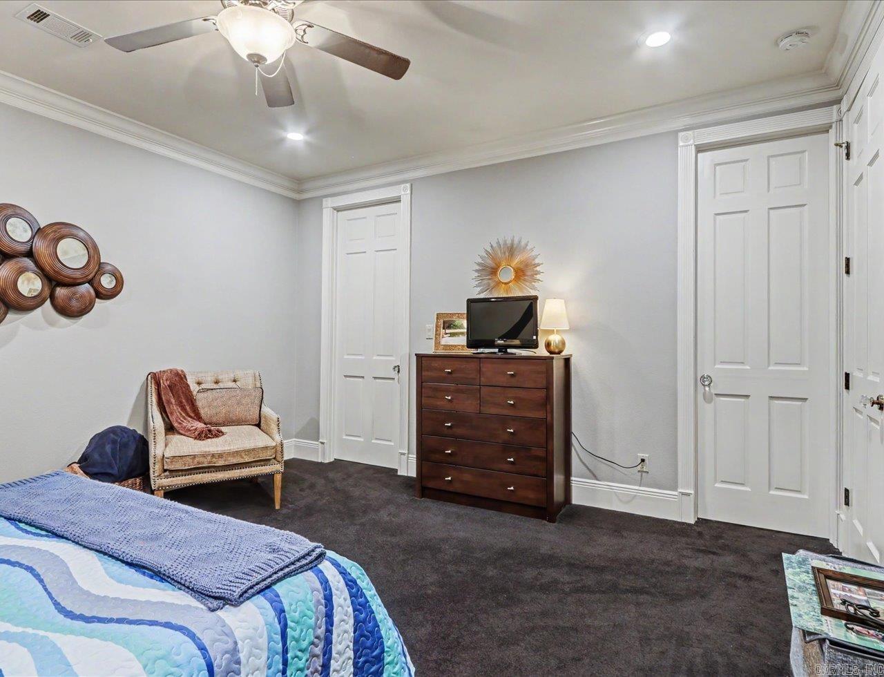 Paradise Lake Village Townhomes - Residential