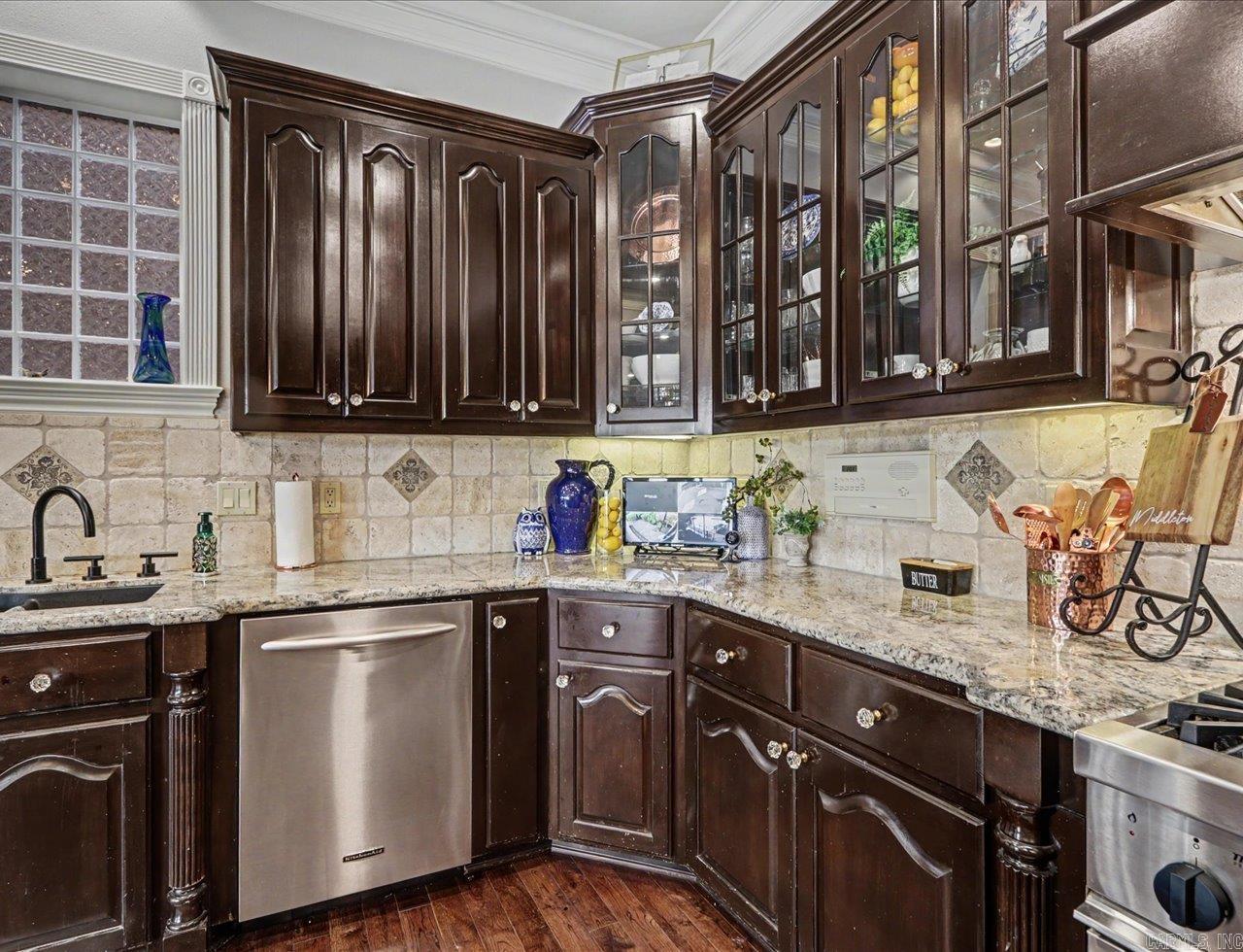 Paradise Lake Village Townhomes - Residential