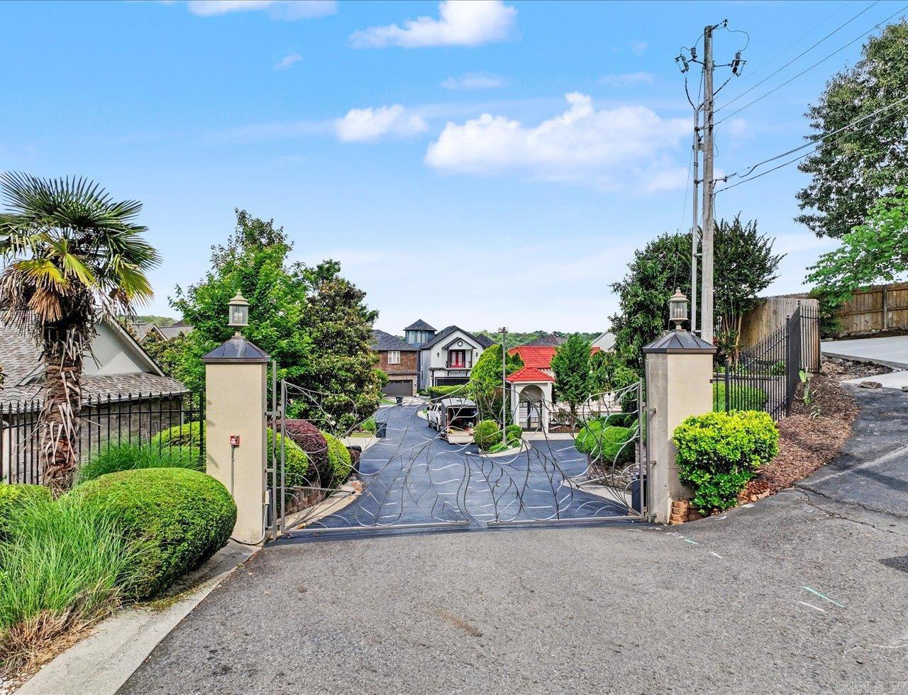 Paradise Lake Village Townhomes - Residential