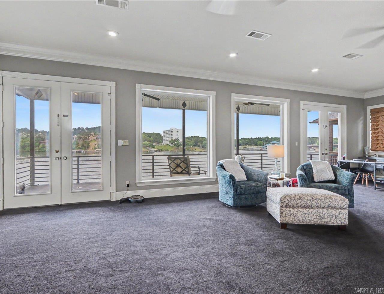 Paradise Lake Village Townhomes - Residential