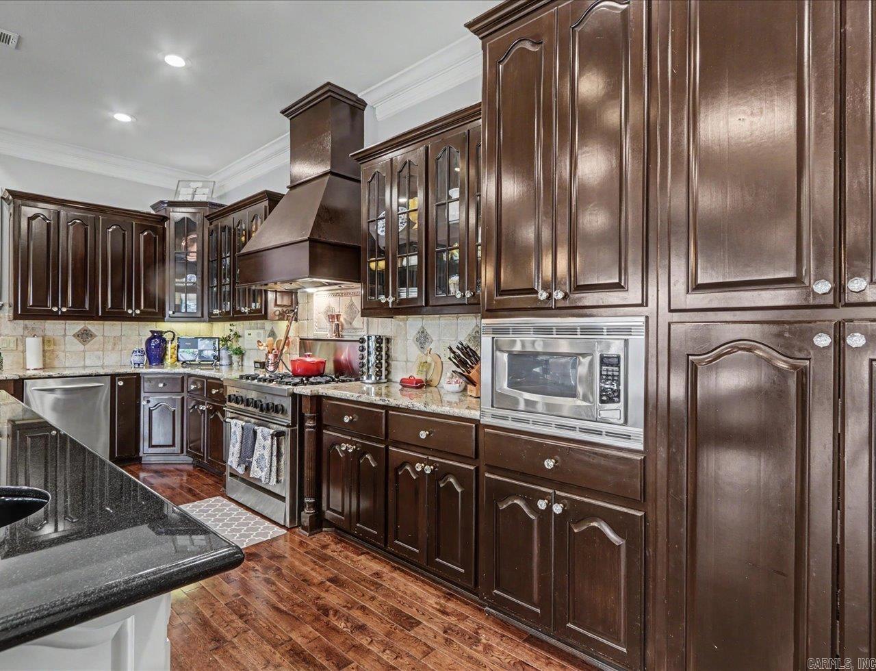 Paradise Lake Village Townhomes - Residential
