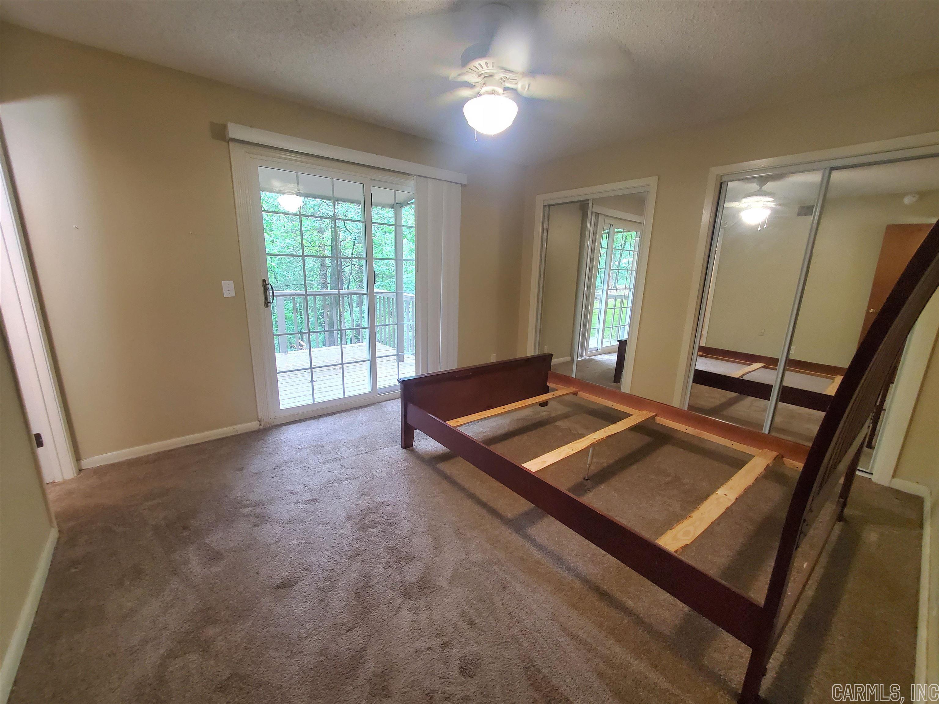 VALENCIA COURTS - Residential