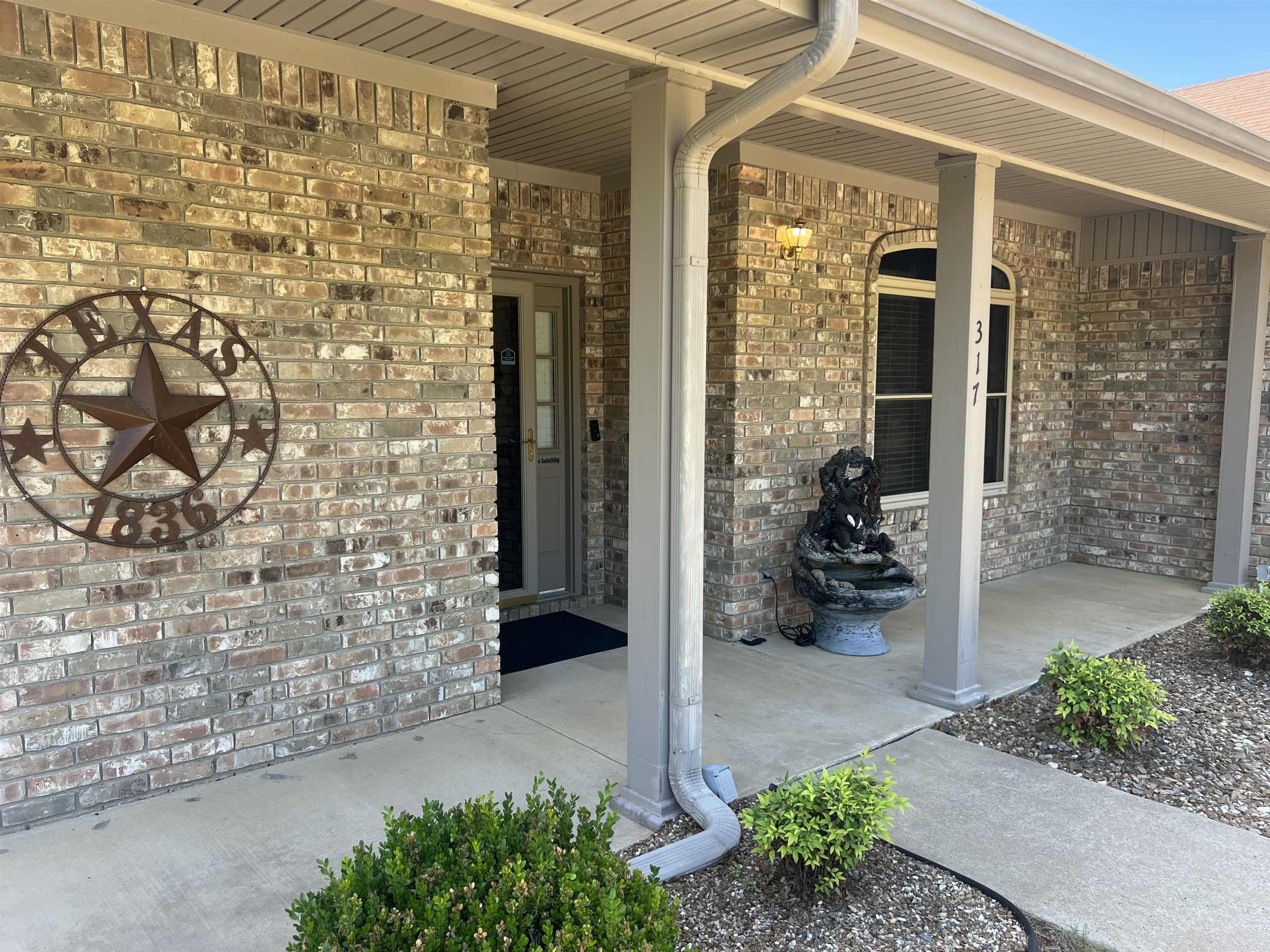 FAIR OAKS - Residential