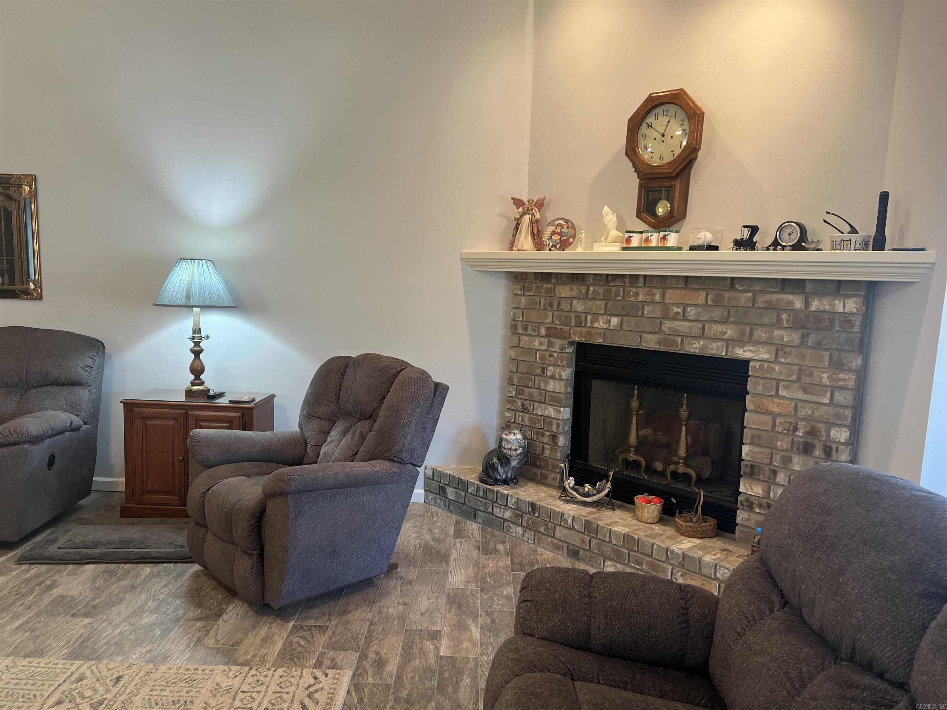 FAIR OAKS - Residential