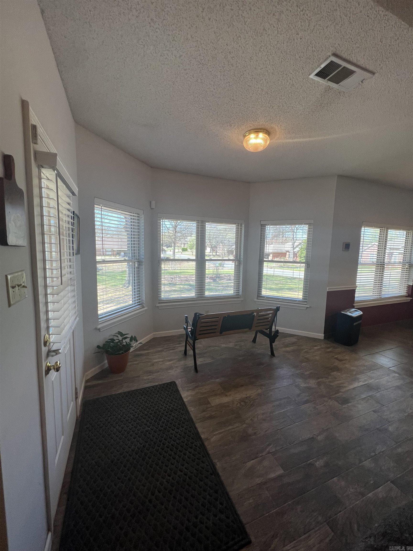 FAIR OAKS - Residential