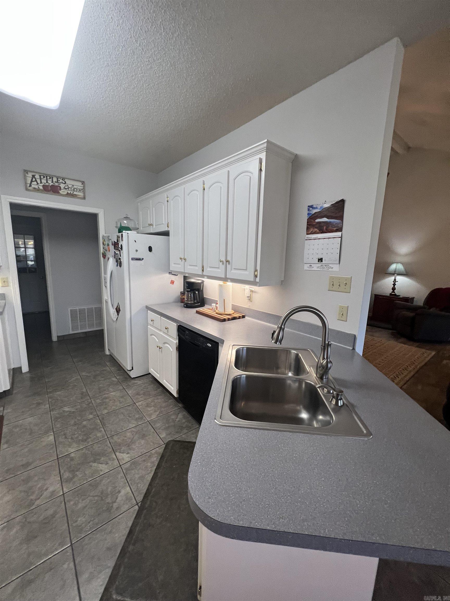 FAIR OAKS - Residential