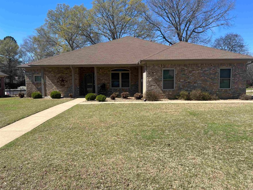 3 Bed 2 Bath Home sits on approx.5-acre corner lot with 16X20 shop. Home boast 9ft. ceilings, big open den with fireplace, and a formal dining room. Kitchen has lots of cabinets and counter space, new range and microwave 2022. Large bedrooms and closets. Primary closet is 8.1x7.3. Main bath has Jacuzzi tub, separate shower, and his/her vanity. Fenced in large back yard with two double gates so you can pull your trailer through. Covered patio for entertaining. New windows in 2013 - 30yr. warranty transfers. New AC 2015. House plans and letter from the Seller are in the attachments.