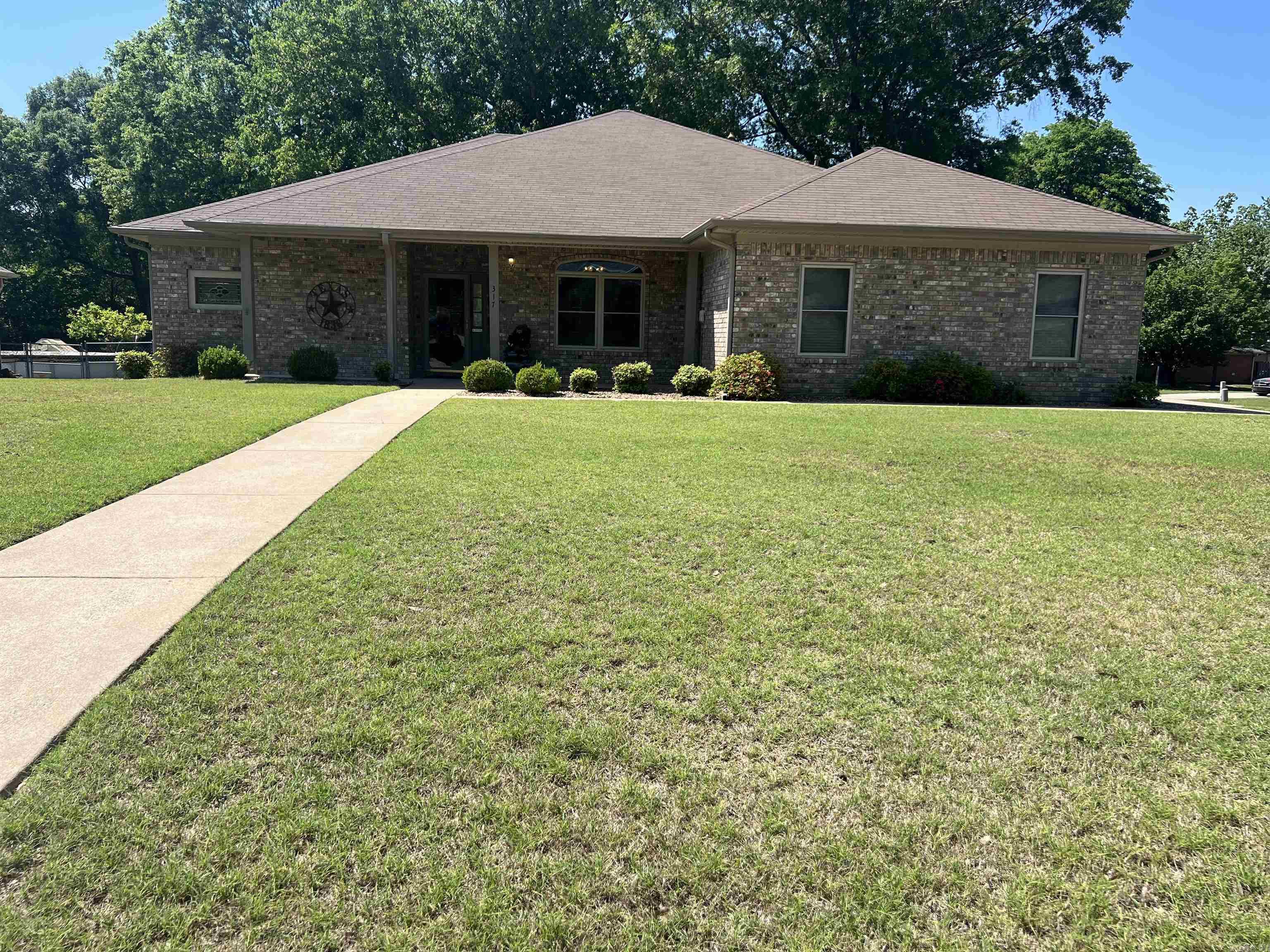 FAIR OAKS - Residential