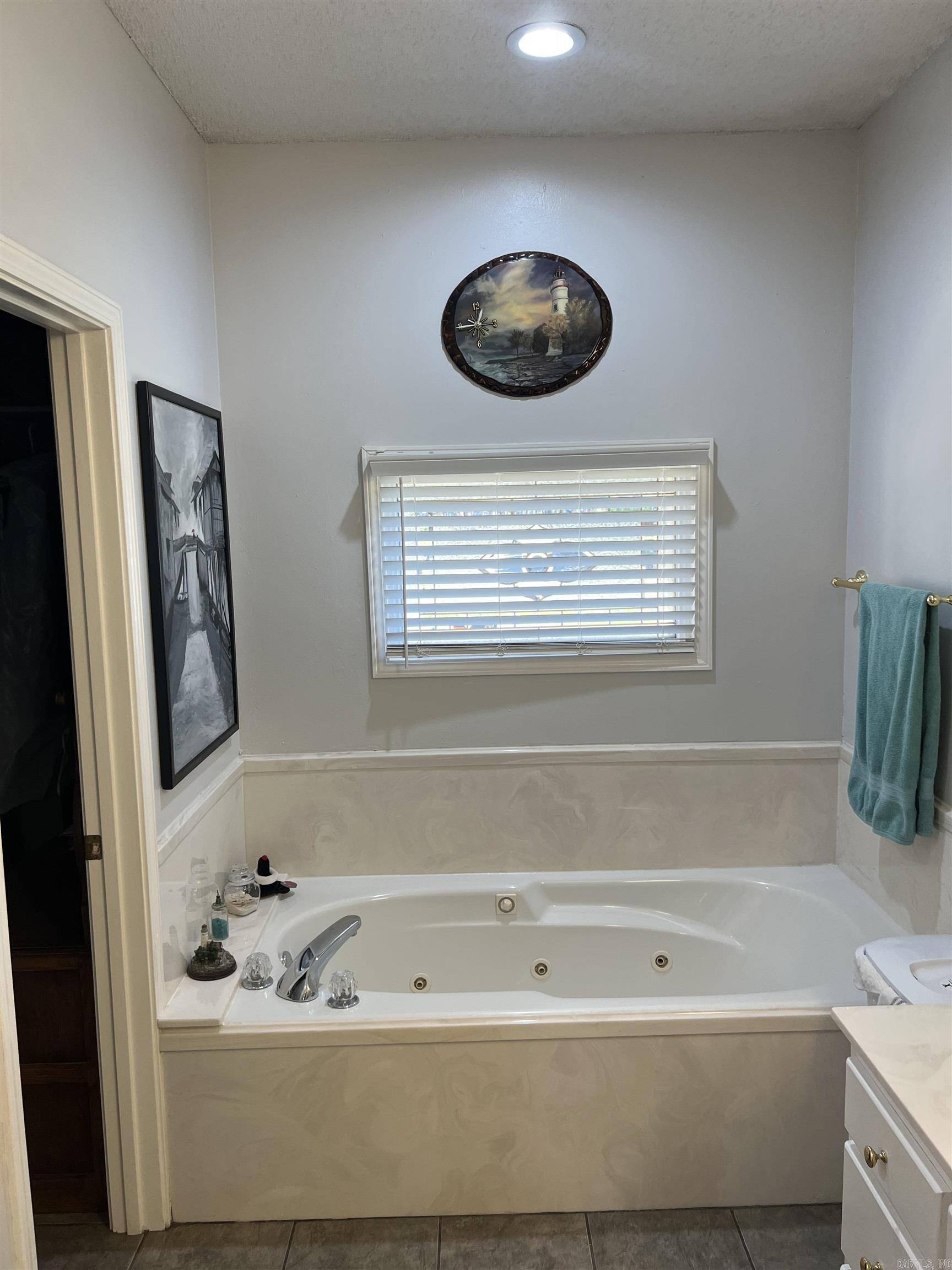 FAIR OAKS - Residential