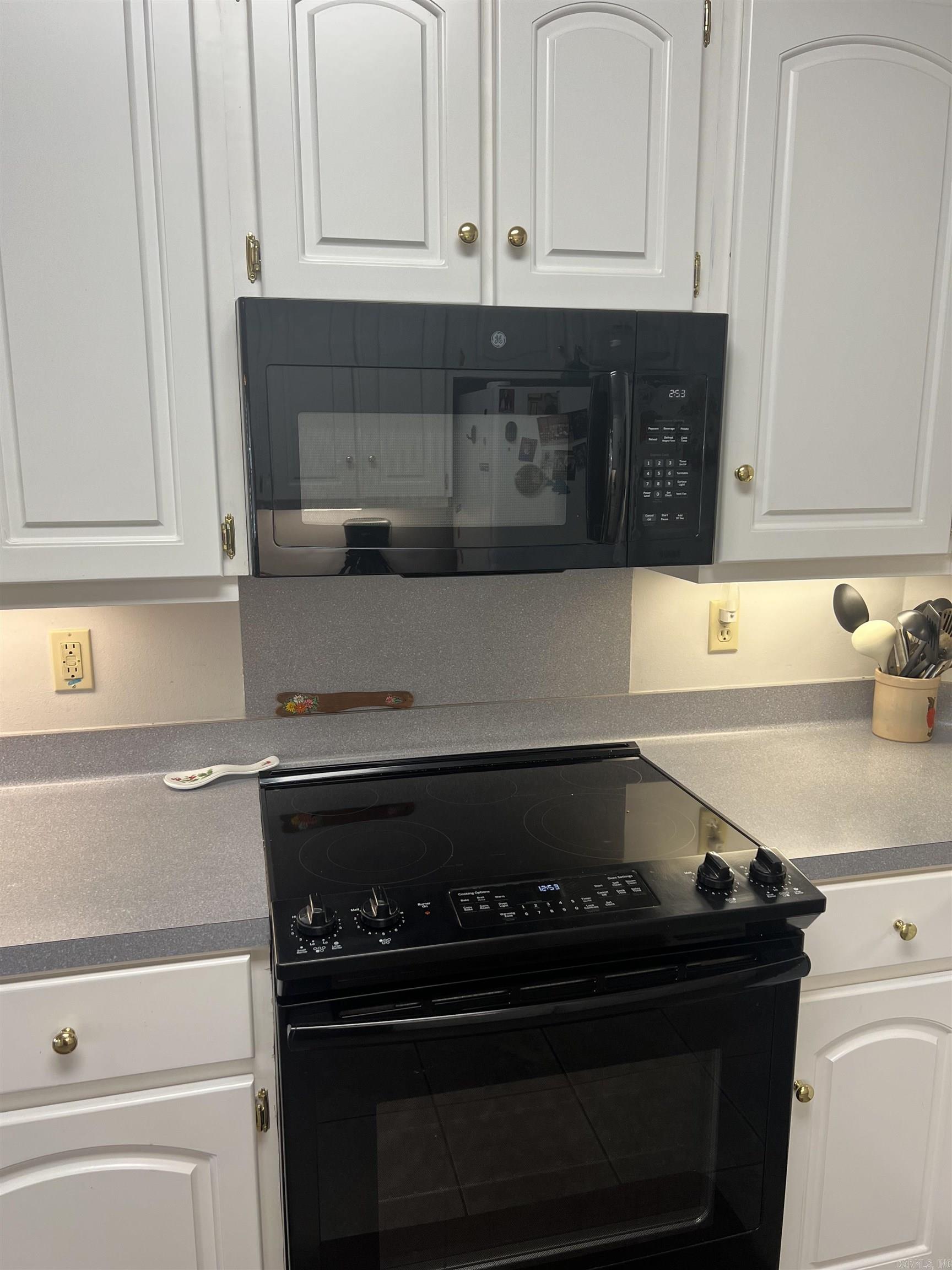 FAIR OAKS - Residential