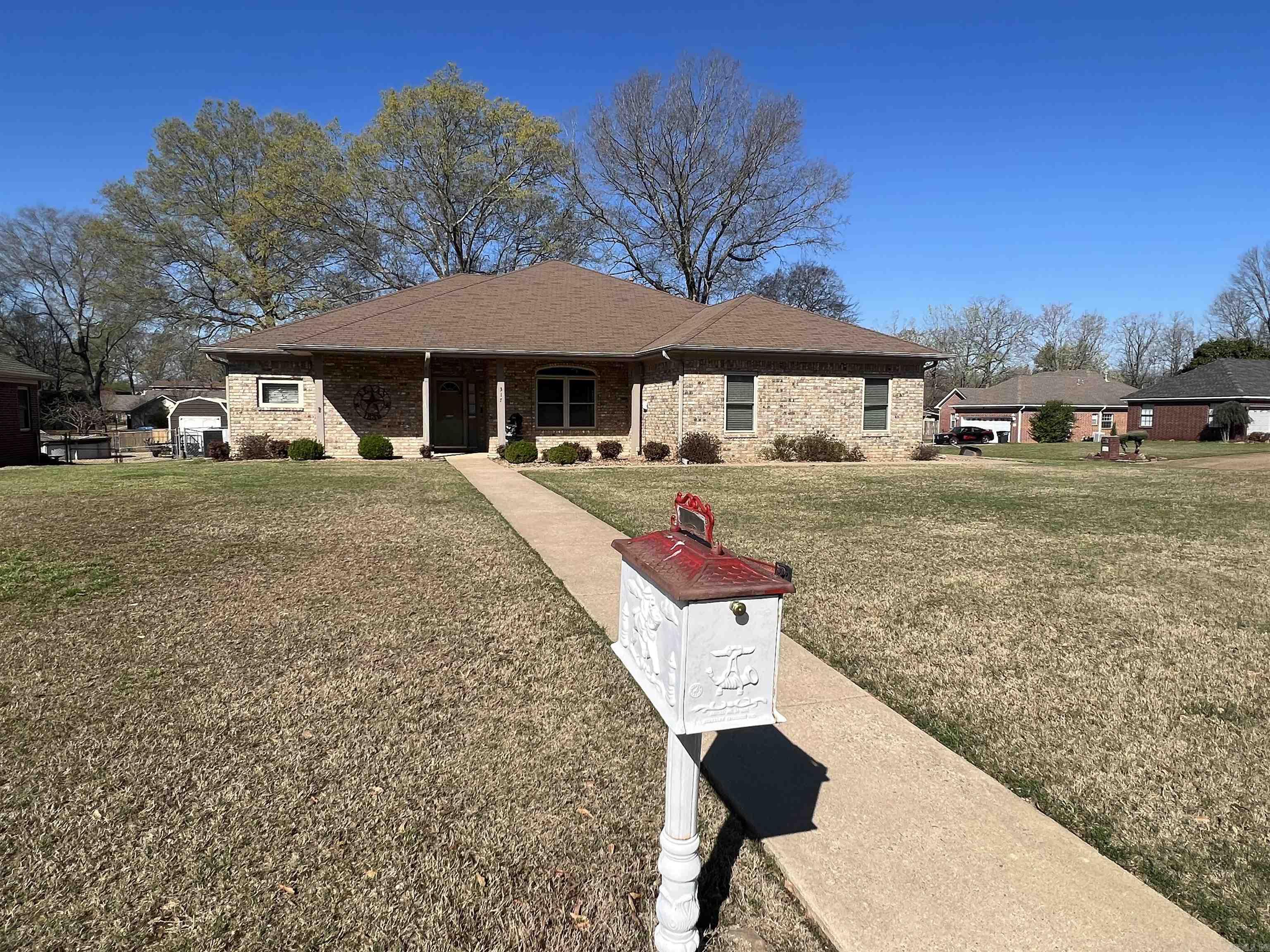 FAIR OAKS - Residential