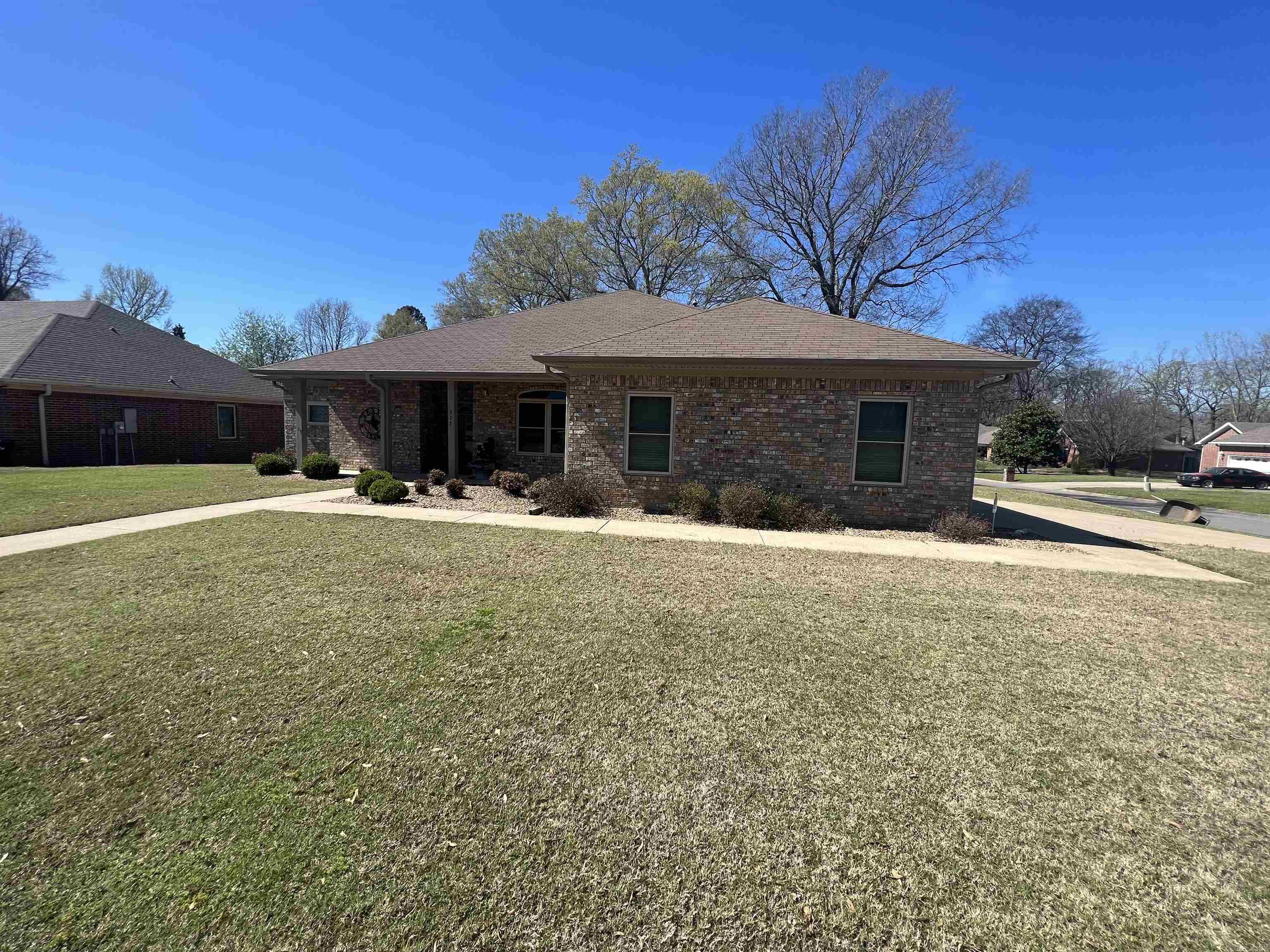 FAIR OAKS - Residential