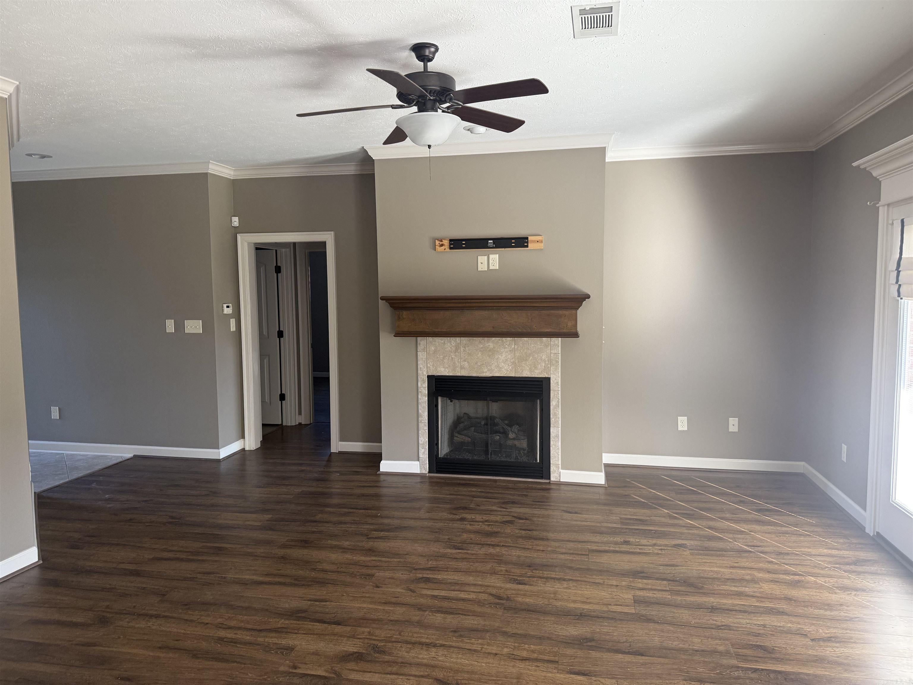 OAK TREE SUB - Residential