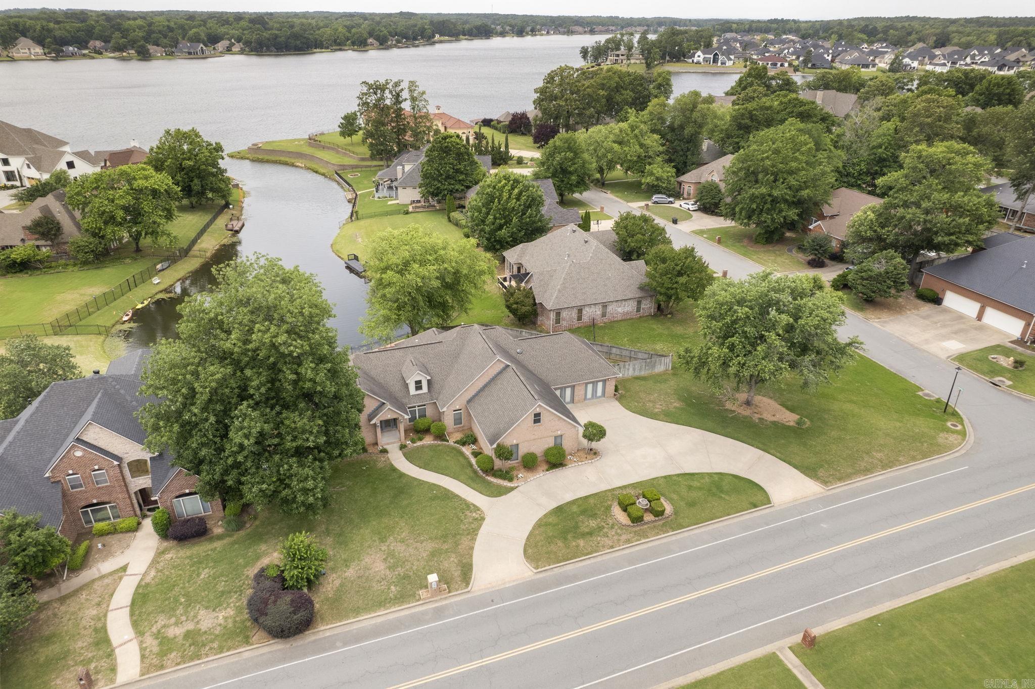 HURRICANE LAKE EST - Residential