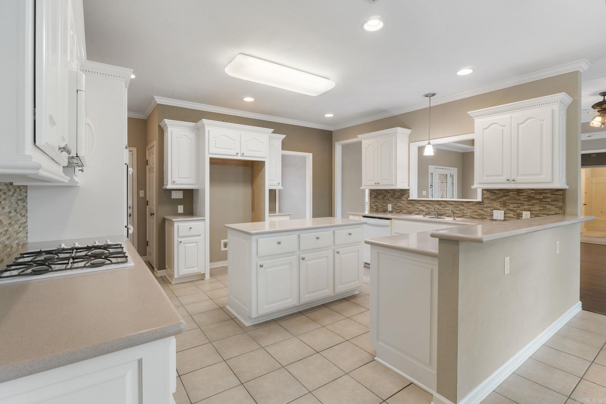 HURRICANE LAKE EST - Residential