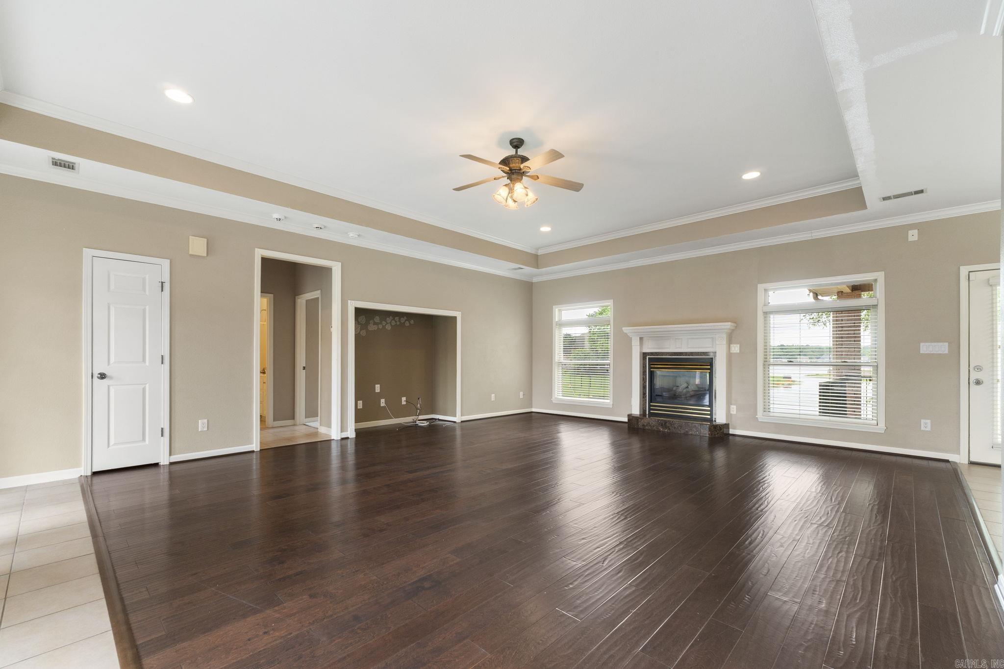 HURRICANE LAKE EST - Residential