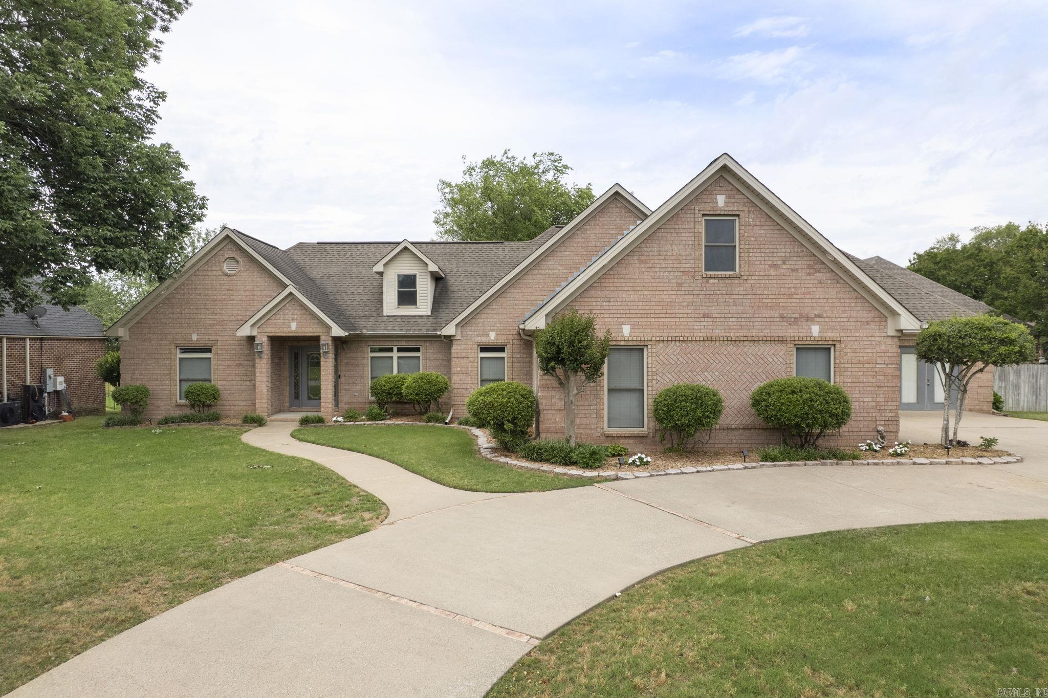 HURRICANE LAKE EST - Residential
